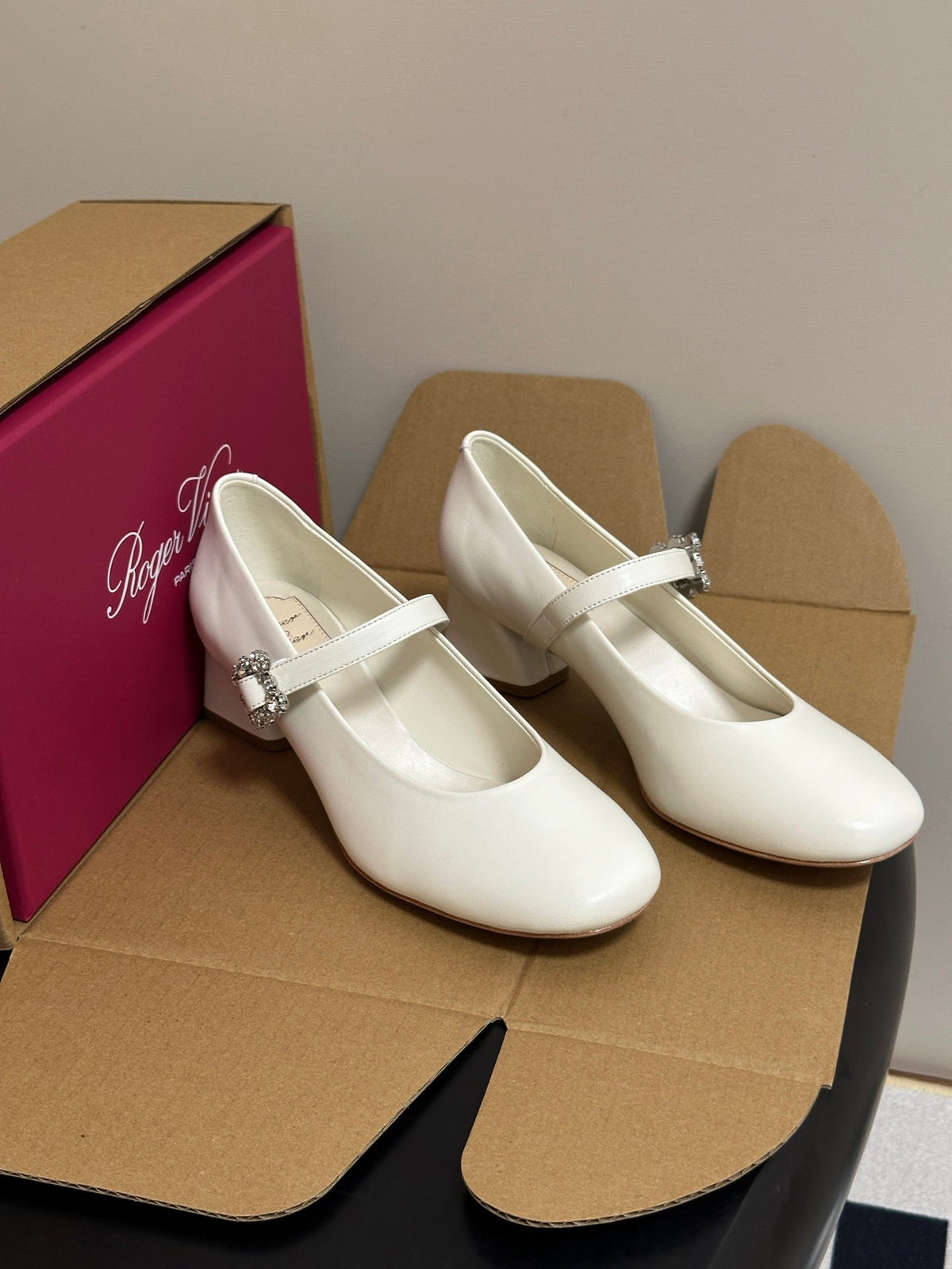 RV 26s Efflorescence Mary Jane Pumps 4.5cm White Leather 119462