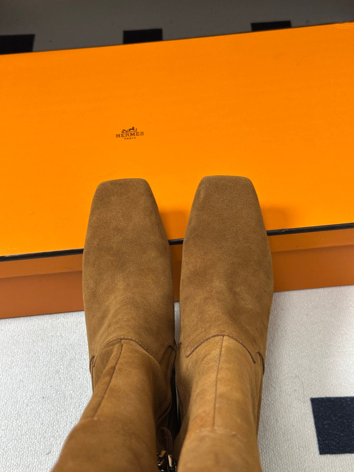 HM 26s Square-Toe Knee-High Boots 5.5cm Tan Suede 150018