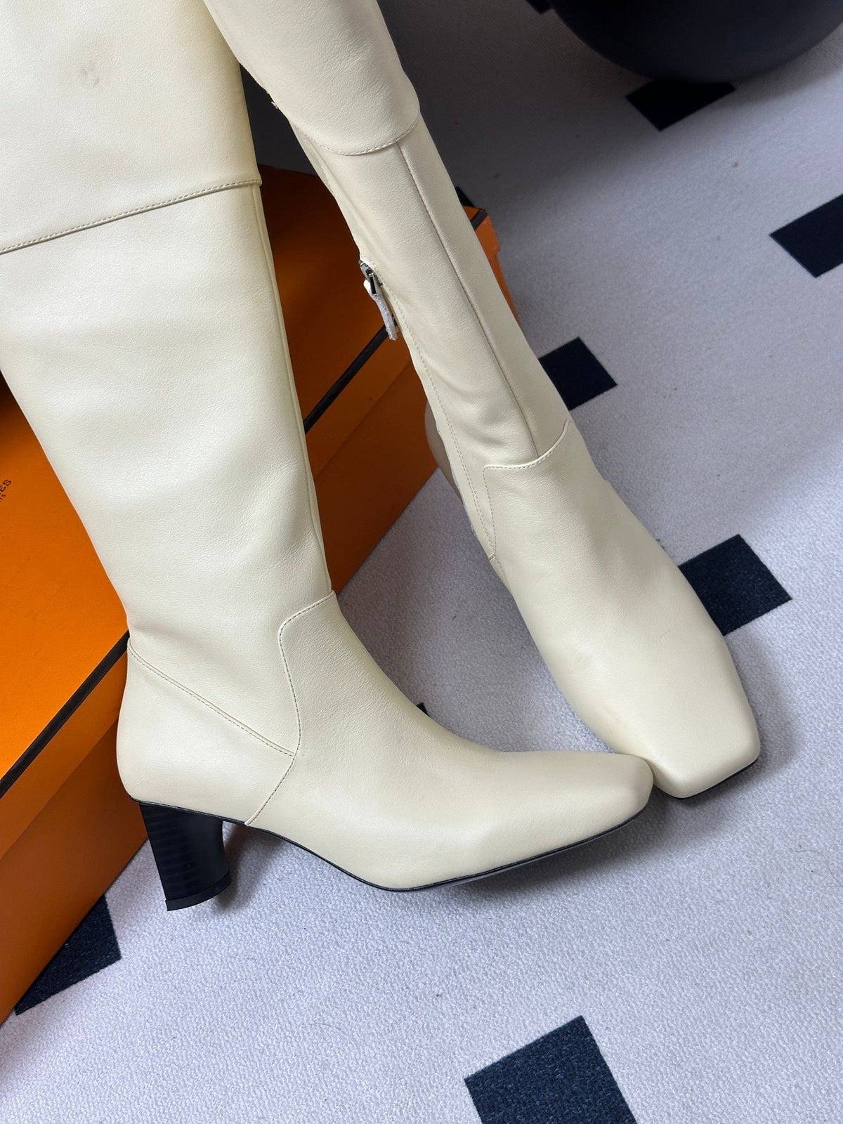 HM 26s Square-Toe Knee-High Boots 5.5cm Cream Leather 150021