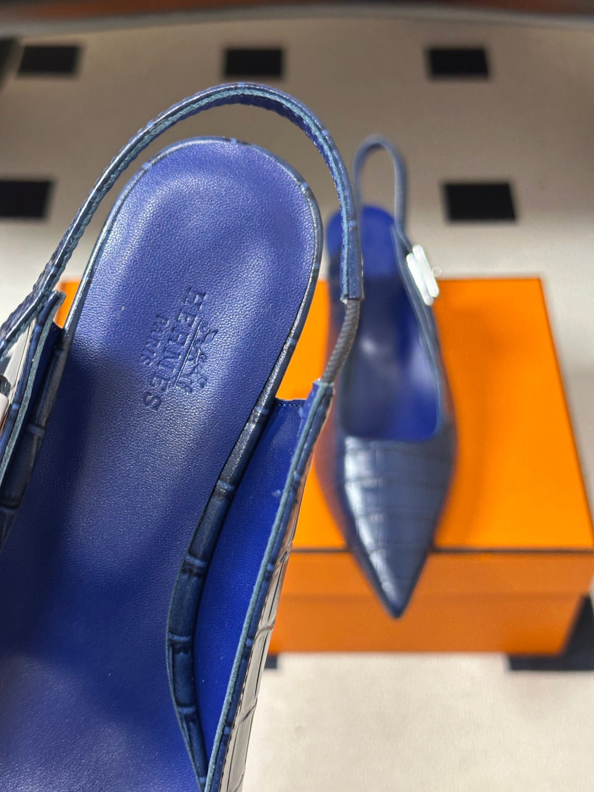 HM 26s Lover Slingbacks 4cm Blue Croc 150536