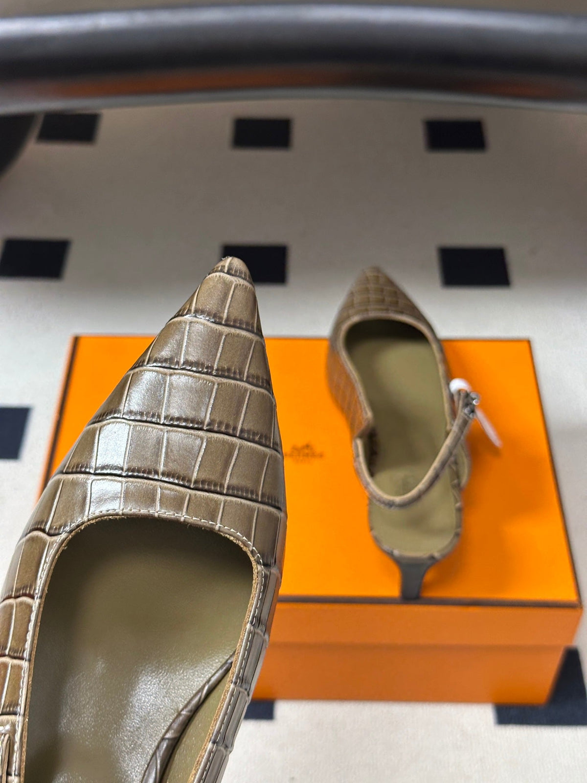 HM 26s Lover Slingbacks 4cm Khaki Croc 150538