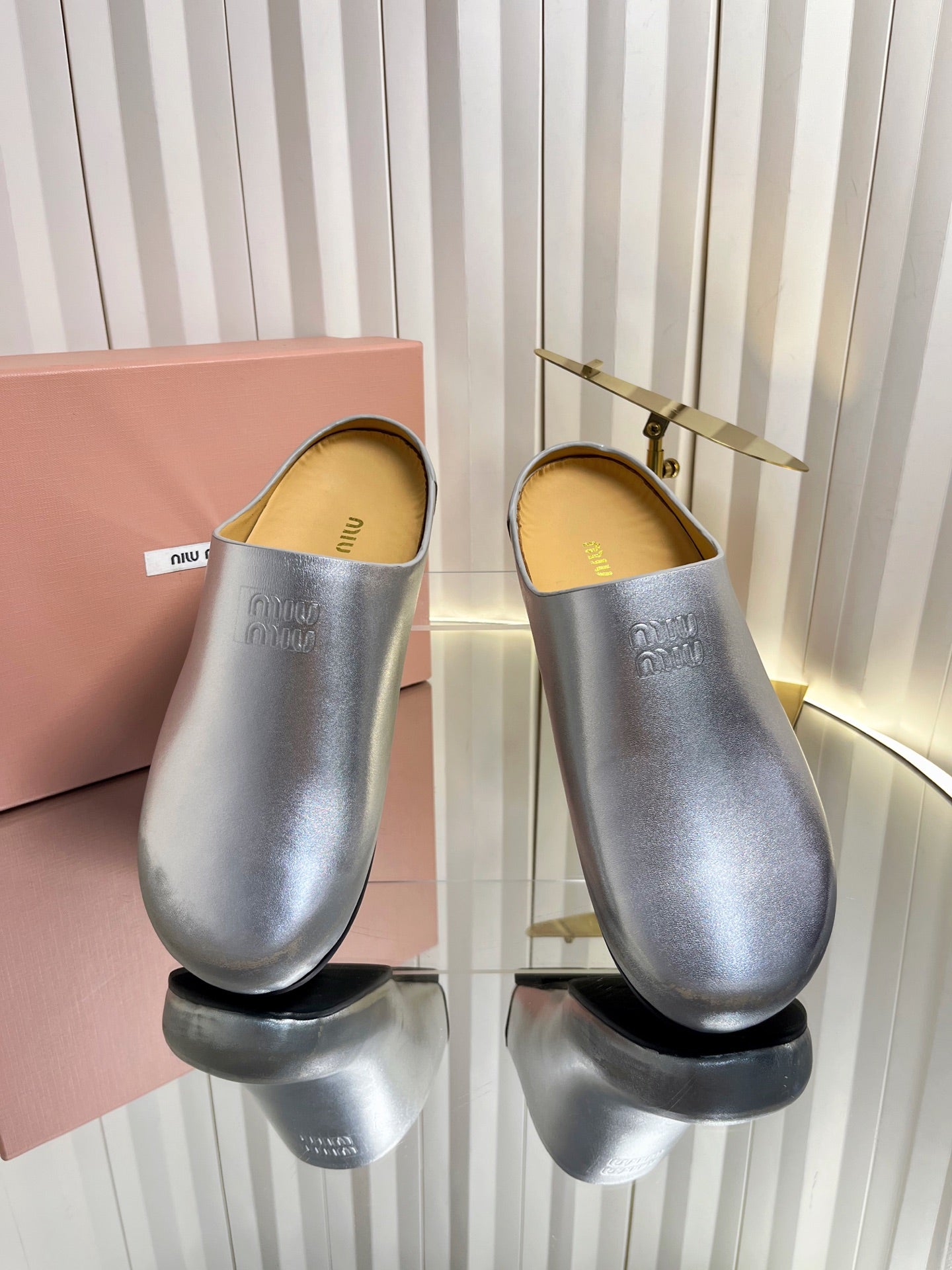 Miumiu 26s Clog Mules In Silver Calfskin