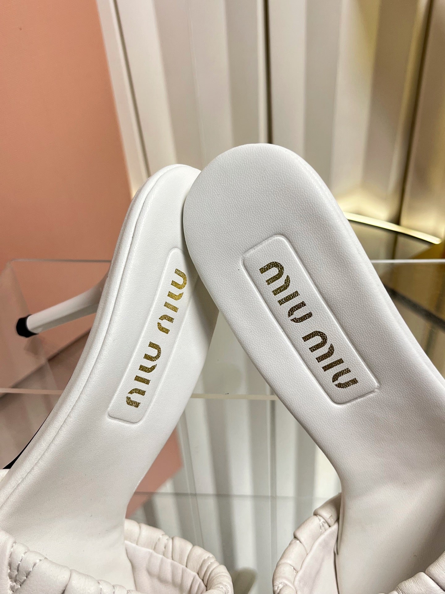Miu 26s Padded Matelasse Mule Heels 85mm In White Calfskin Gold Hardware