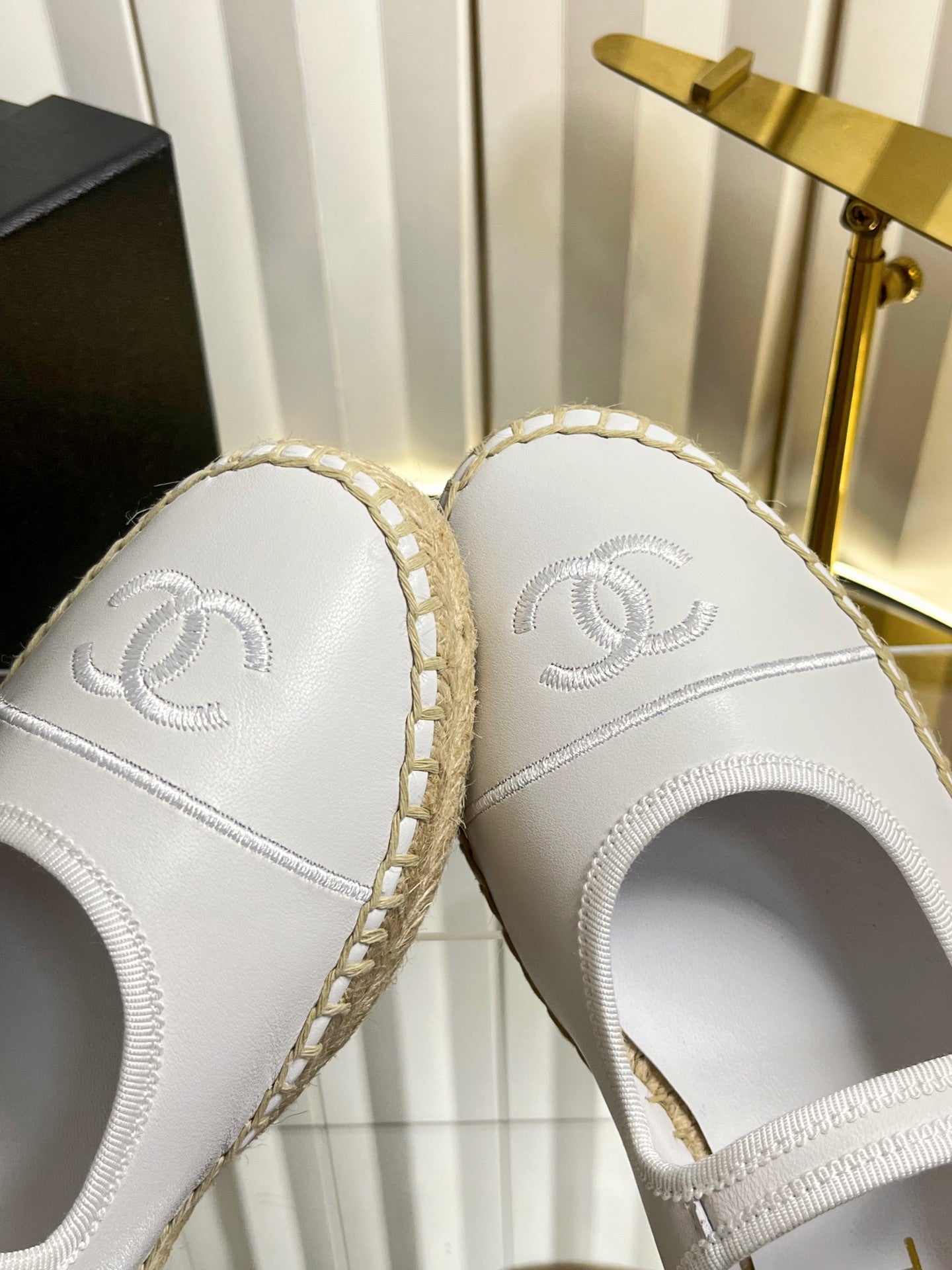 CC 26s Espadrille Mary Jane Shoes White Lambskin