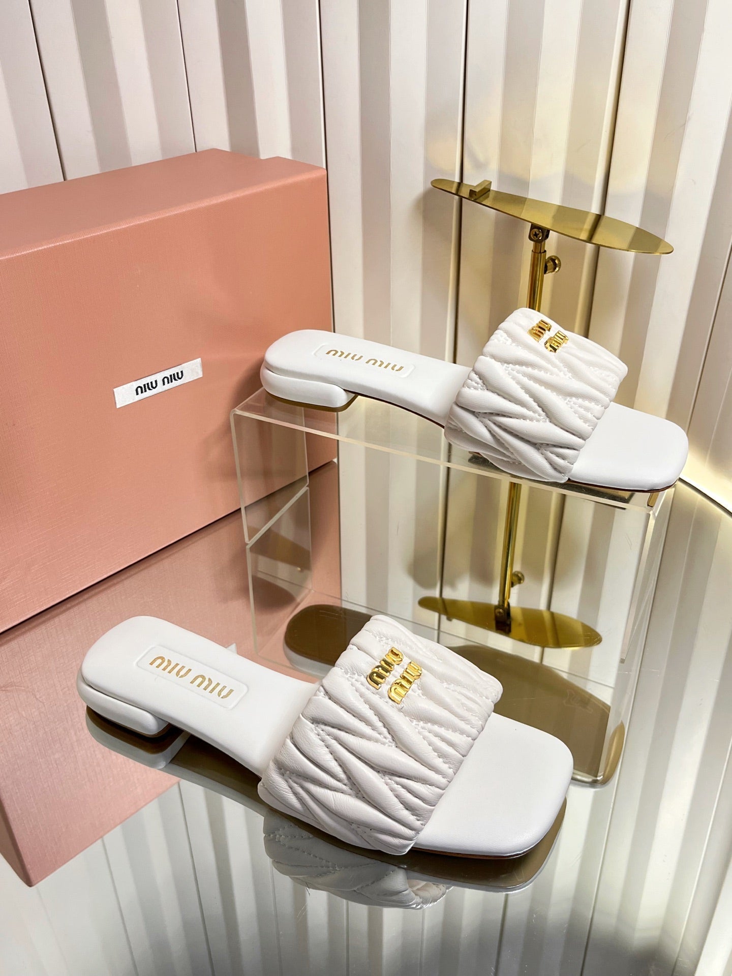 Miumiu 26s Matelasse Slides In White Calfskin Gold Hardware