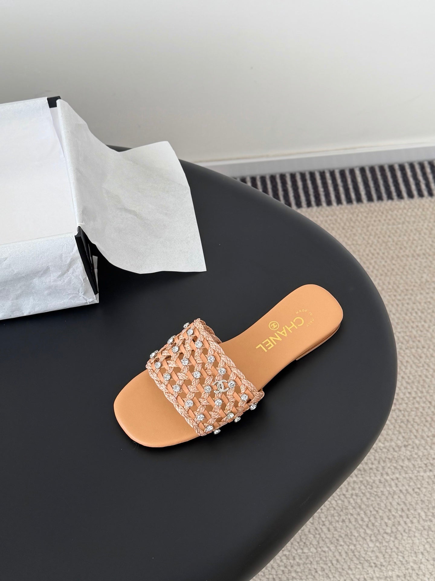 CC 26SS Slipper Beige Woven Lambskin 670626