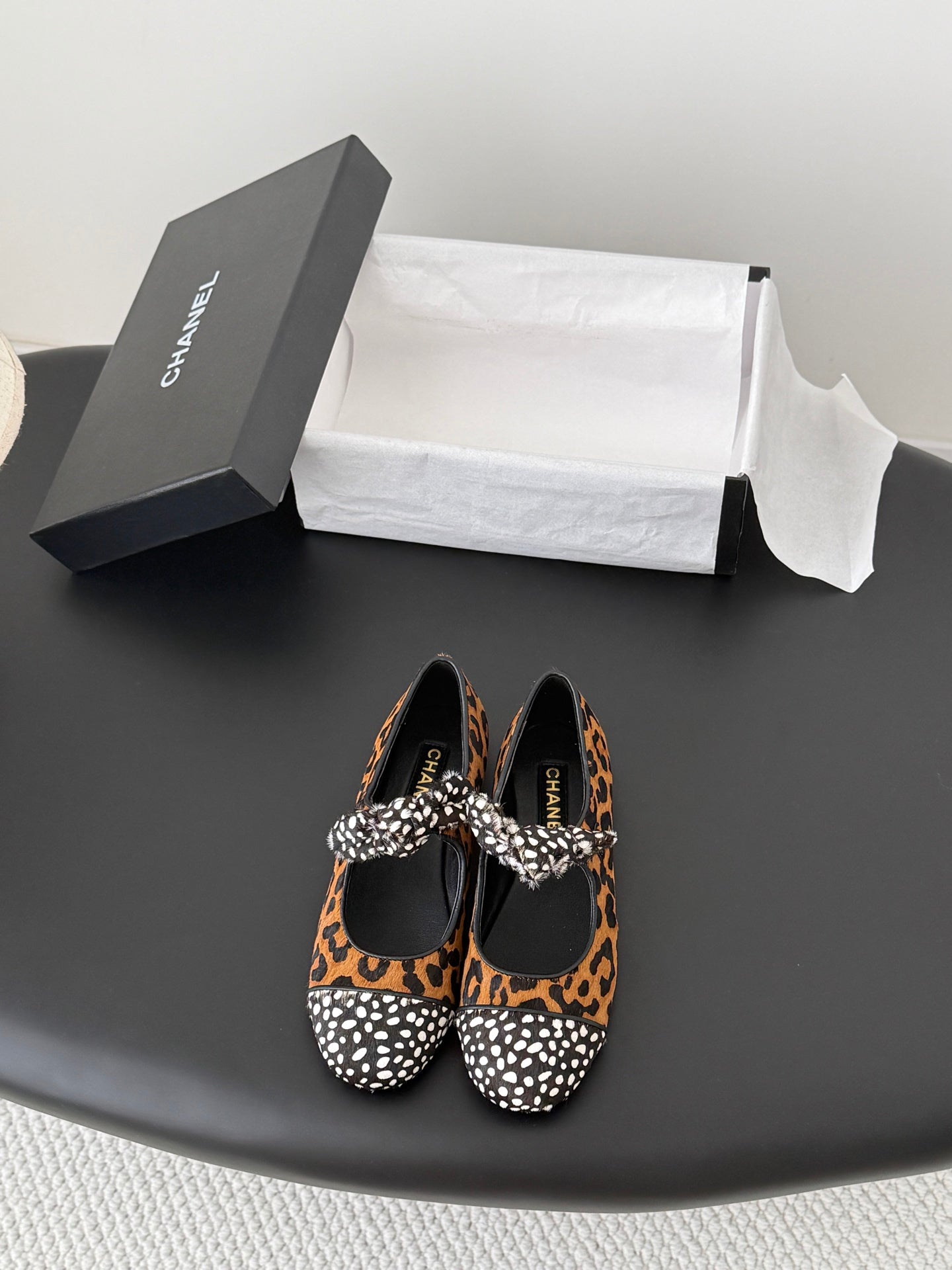 CC 26s Mary Jane Shoes Poka Dot Black Brown Horsehair 915176