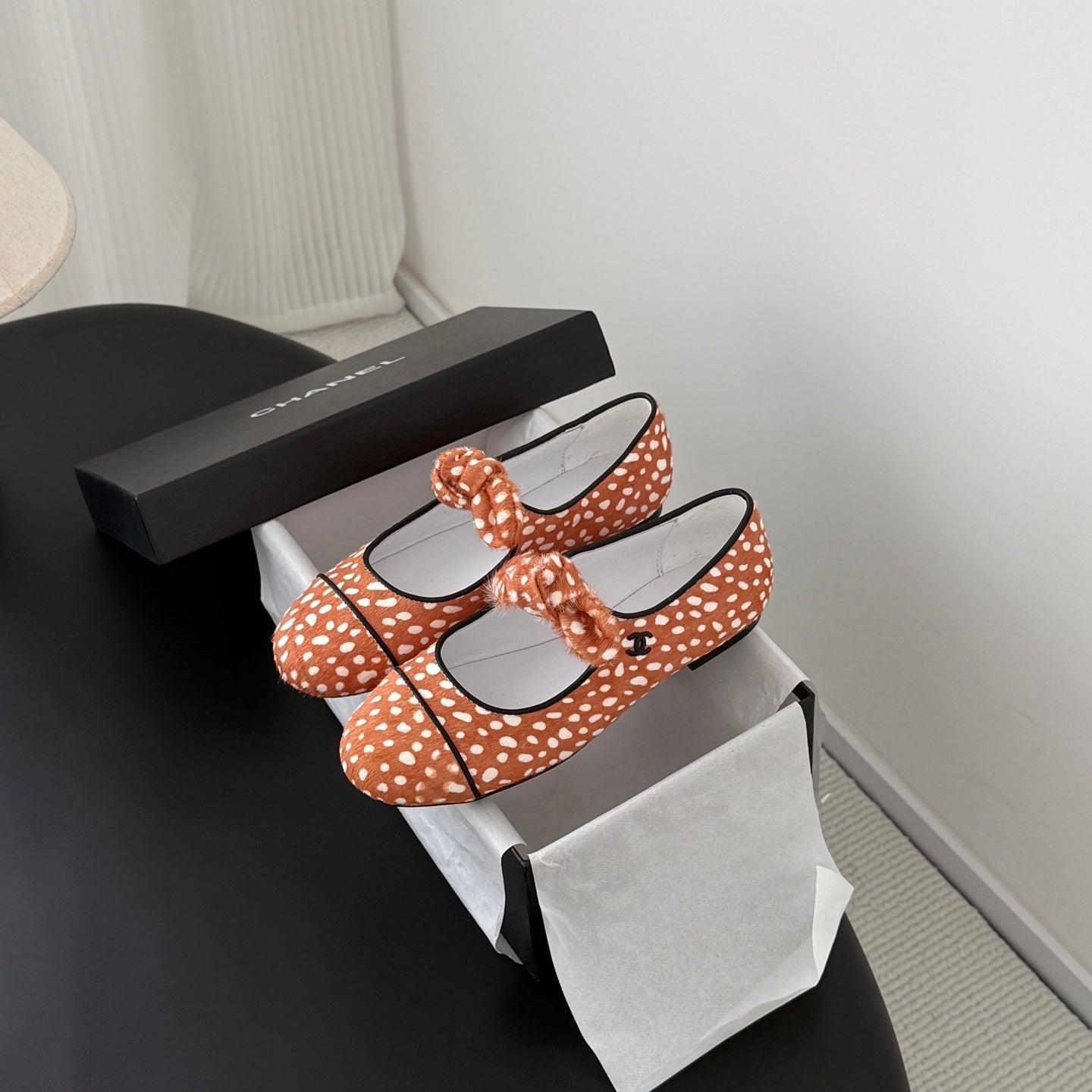 CC 26s Mary Jane Shoes Poka Dot Orange White Horsehair 915179
