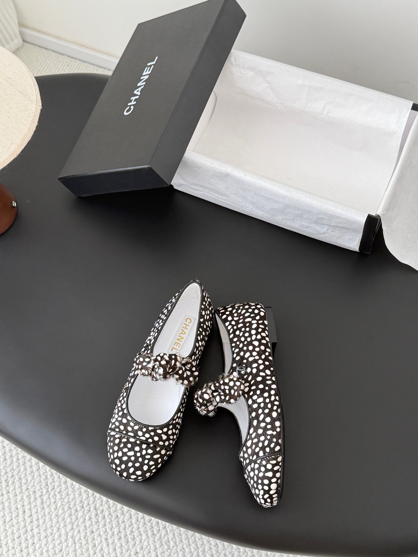 CC 26s Mary Jane Shoes Poka Dot Black White Horsehair 915180