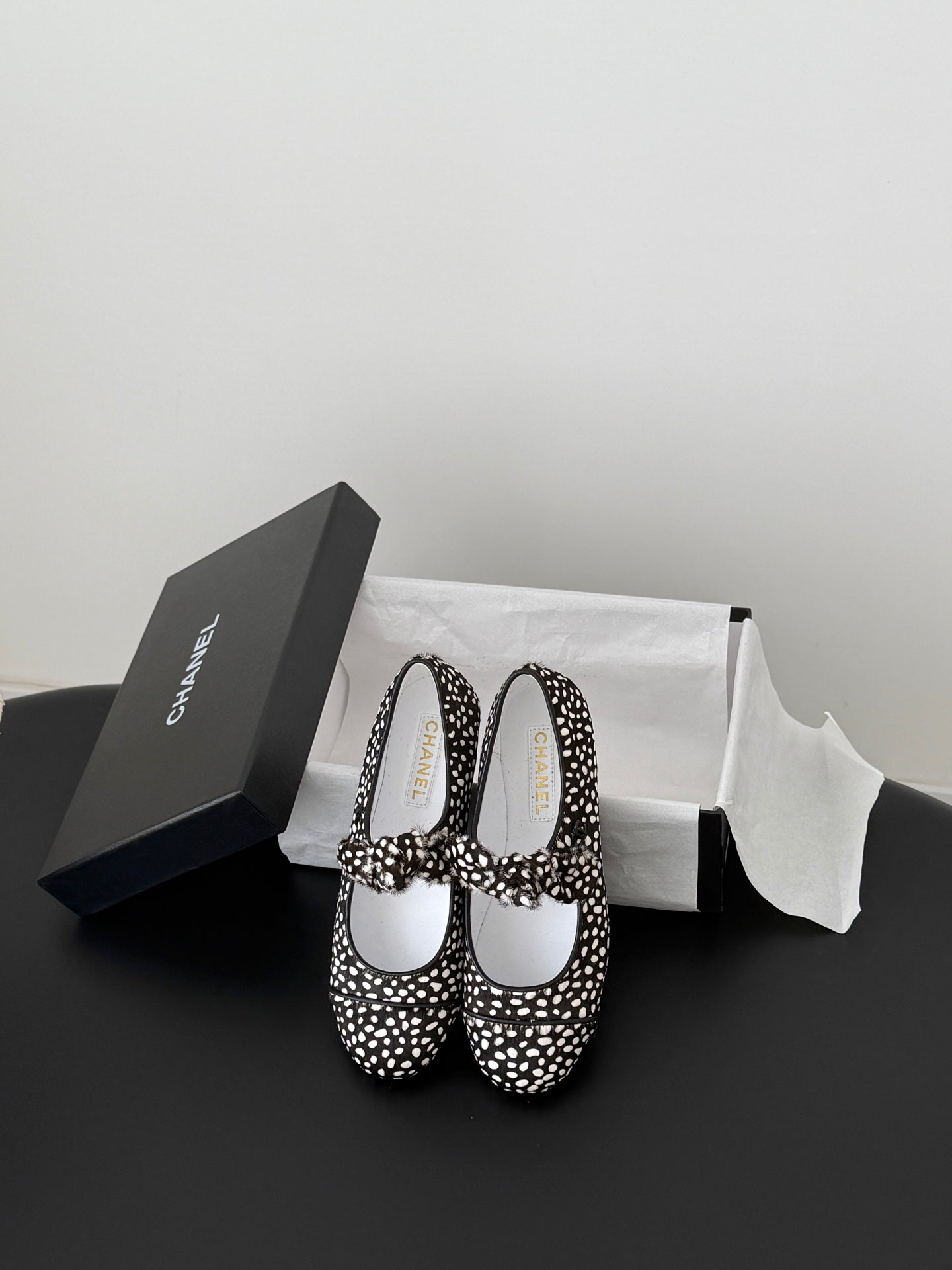 CC 26s Mary Jane Shoes Poka Dot Black White Horsehair 915180