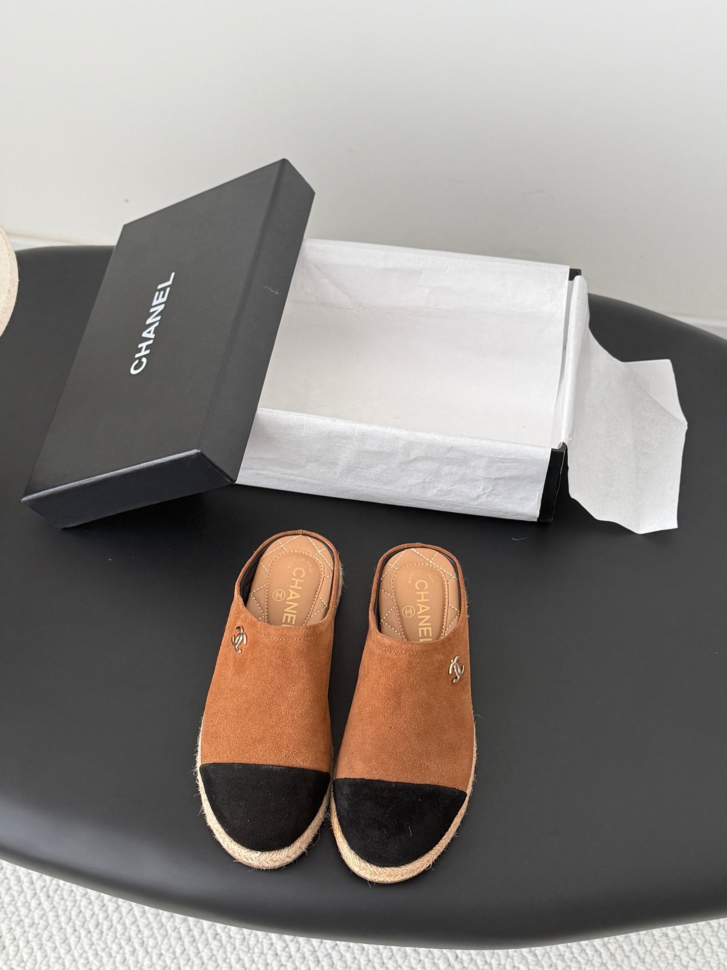 CC 26s Casual Mules Brown Black Mesh Suede 914918