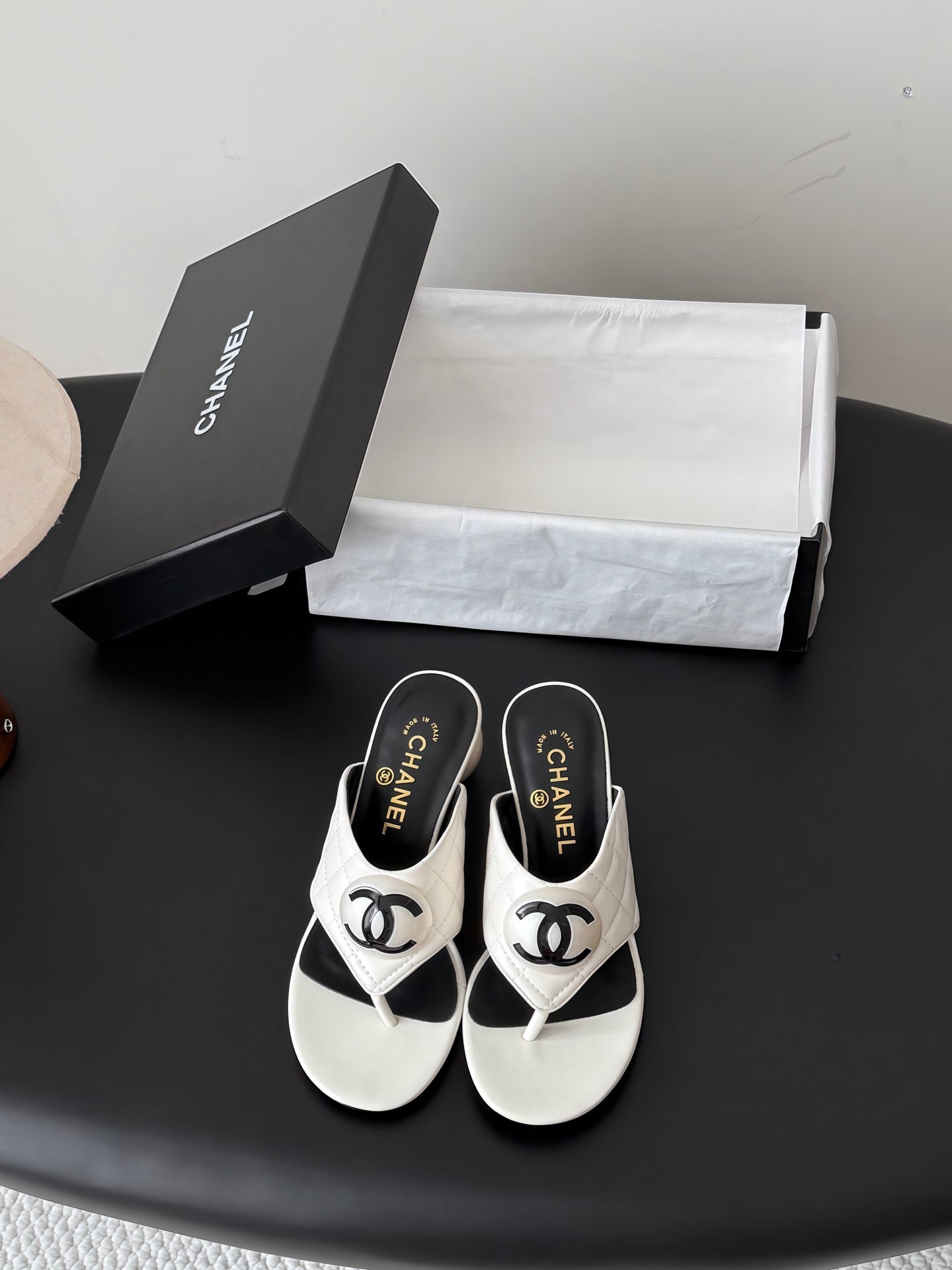 CC 26s Thong Sandals Spherical Heel White Sheepskin 964993