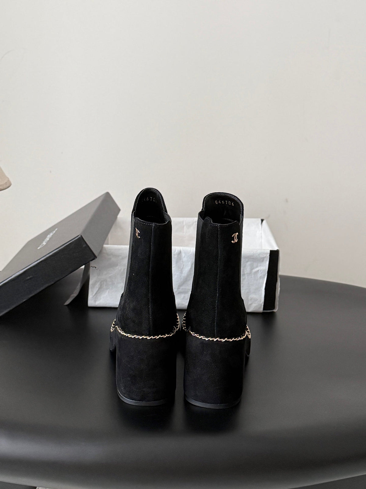 CC 26s Chelsea Ankle Boots Black Suede 122415