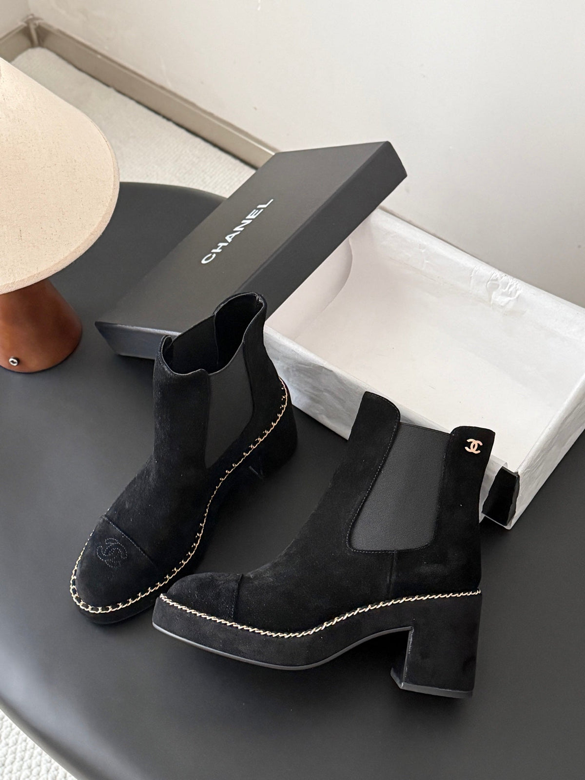CC 26s Chelsea Ankle Boots Black Suede 122415