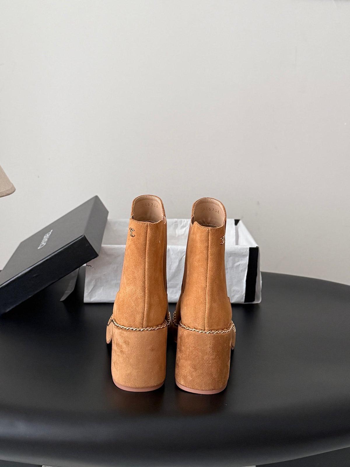 CC 26s Chelsea Ankle Boots Brown Suede 122416