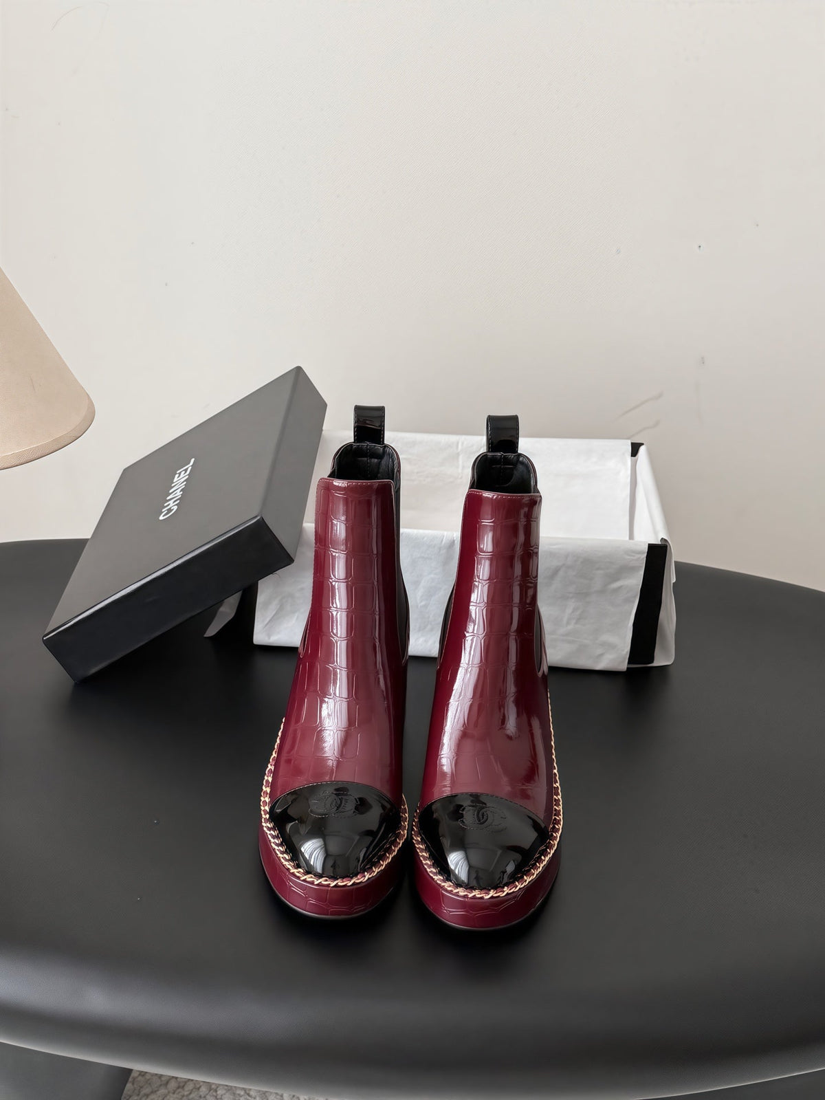 CC 26s Chelsea Ankle Boots Burgundy Black Crocodile Embossed Patent Leather 122419