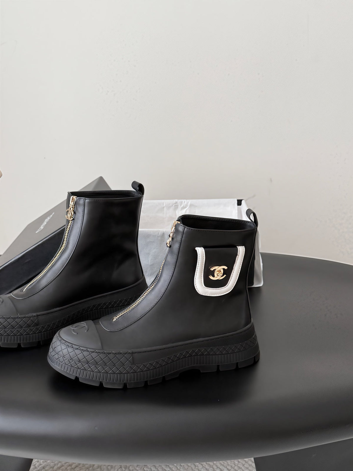 CC 26s Zipper Front Ankle Boots Black Black Leather 127704