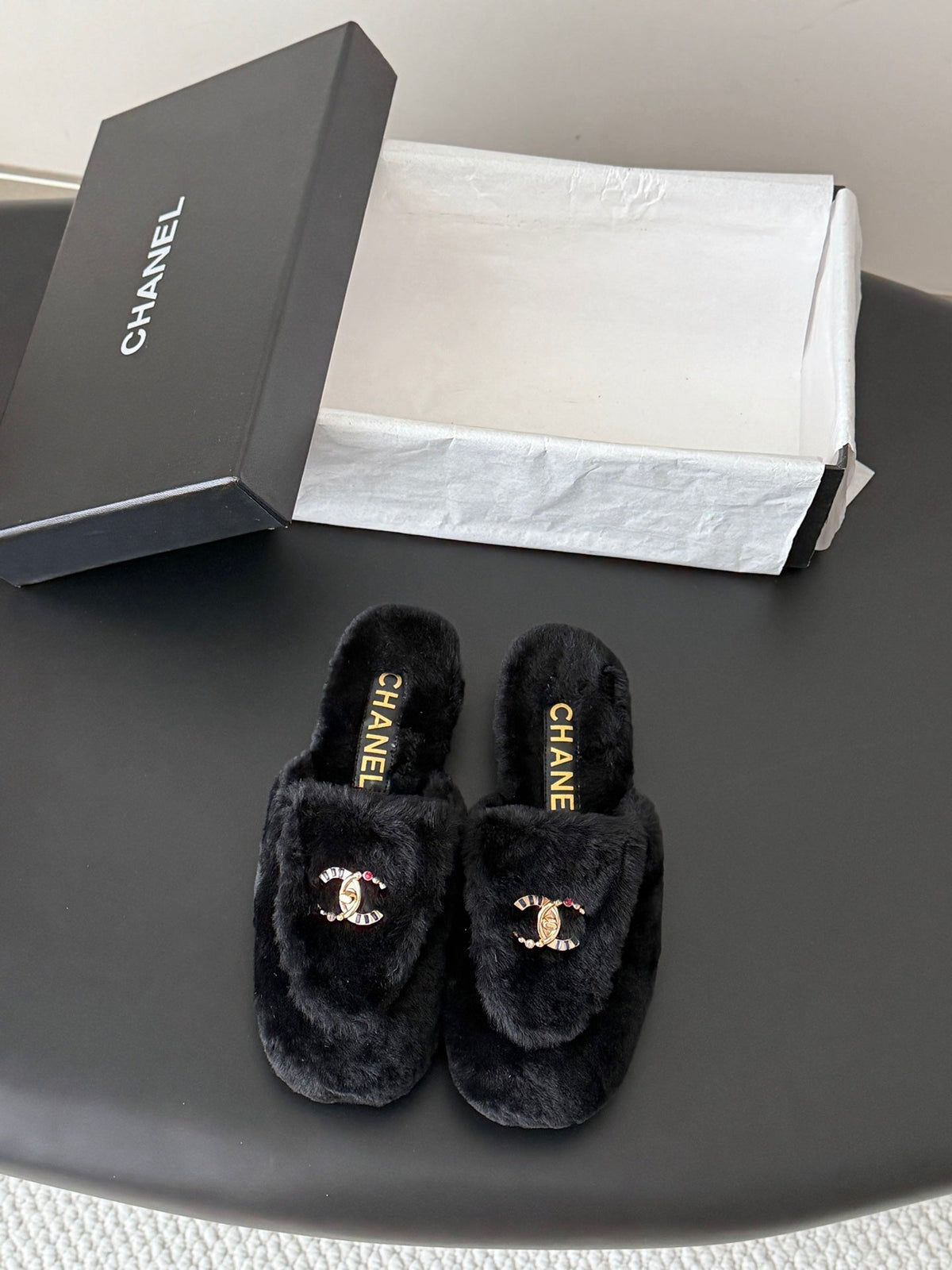 CC 26s Shearling Mules Black Gold 127705