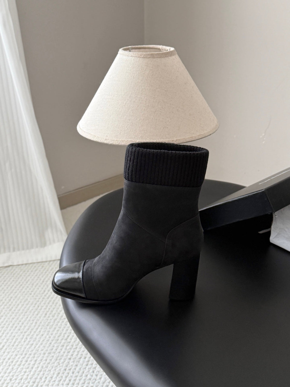 CC 26s Ankle Boots Black Black Knit Cuff Suede 127792