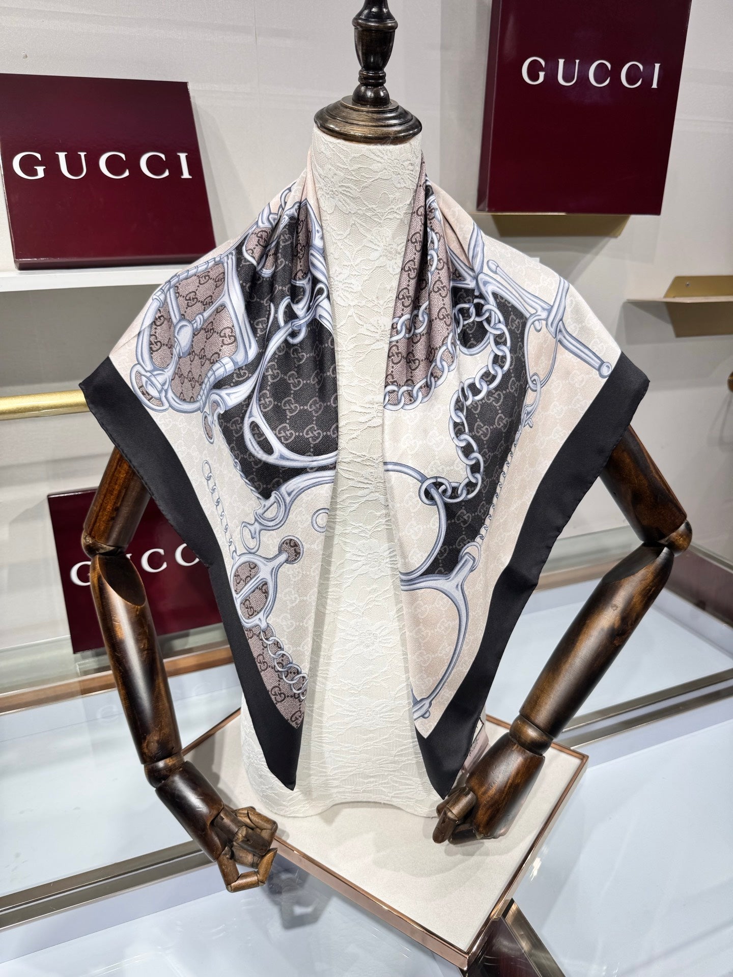 GG Horsebit Scarf 90x90 Black Grey Colorful Silk Twill 203997