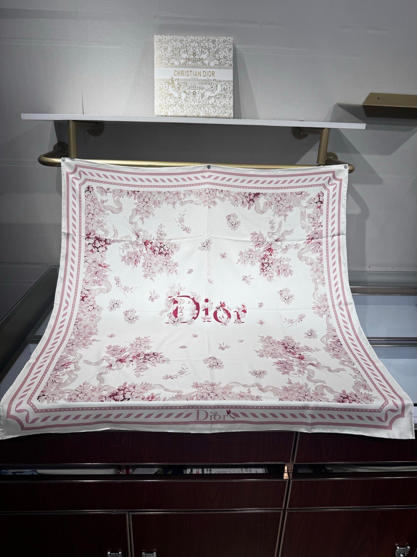 CD Jouy Scarf 90x90cm Light Pink White Silk Twill 209845
