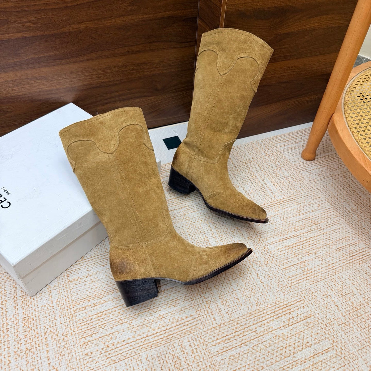 CE 26s Wes Western Boots 5cm Sand Suede 131453