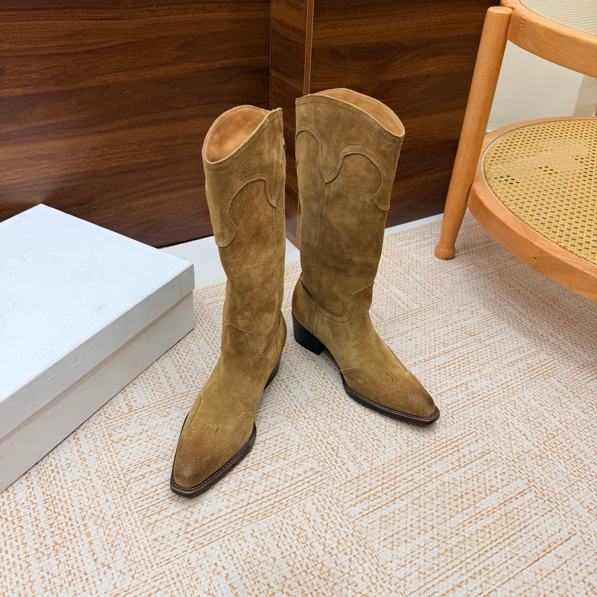CE 26s Wes Western Boots 5cm Sand Suede 131453
