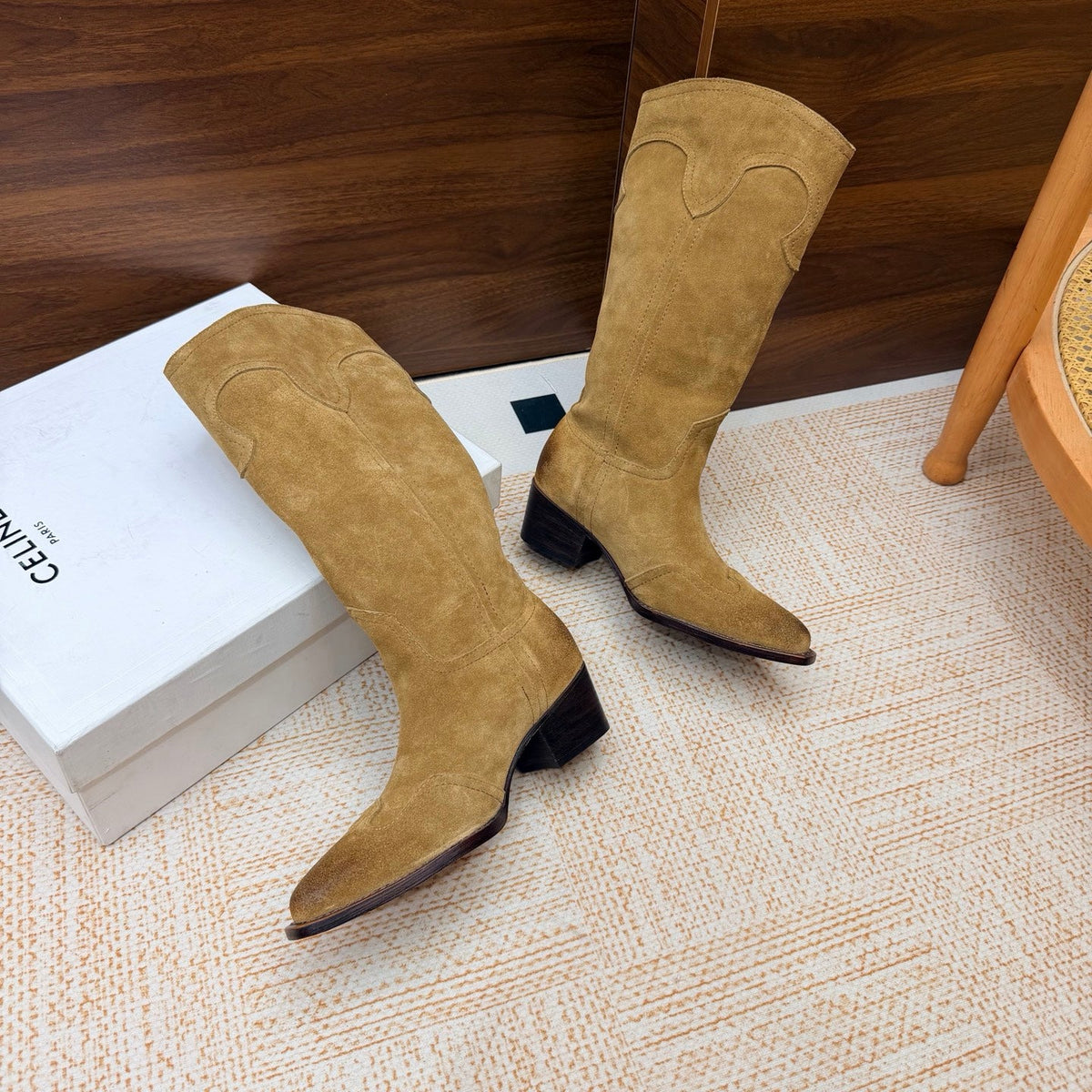 CE 26s Wes Western Boots 5cm Sand Suede 131453