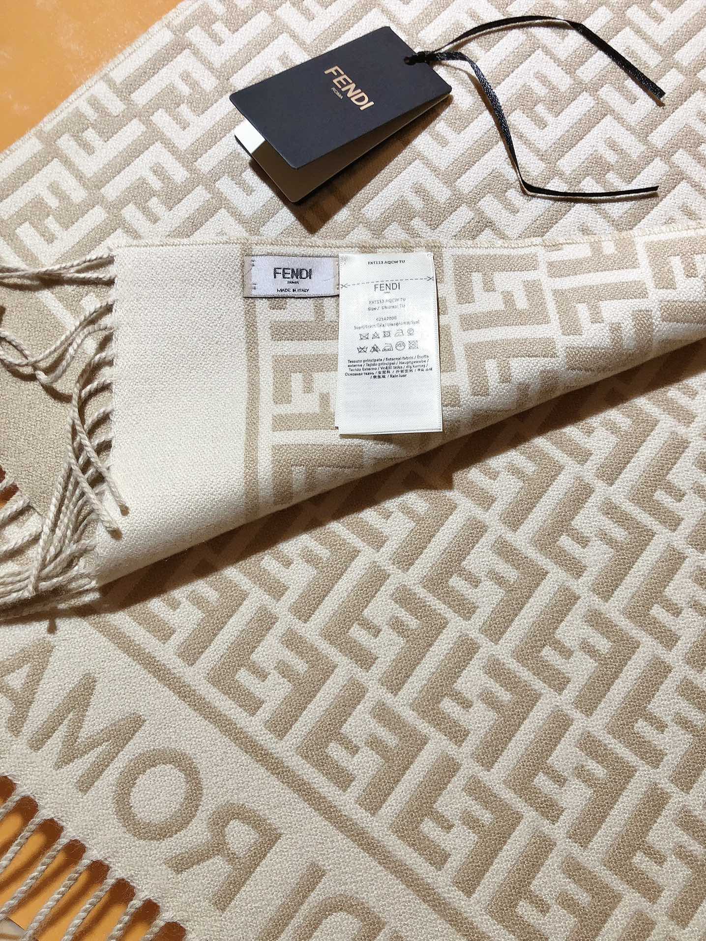 Fendi FF Monogram 180x45cm Beige Wool 136600
