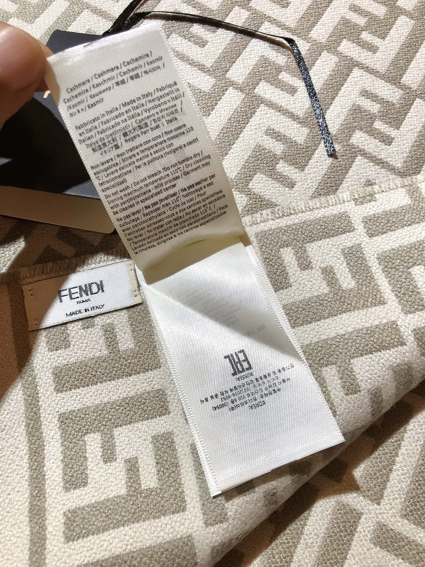Fendi FF Monogram 180x45cm Grey Beige Wool 136598