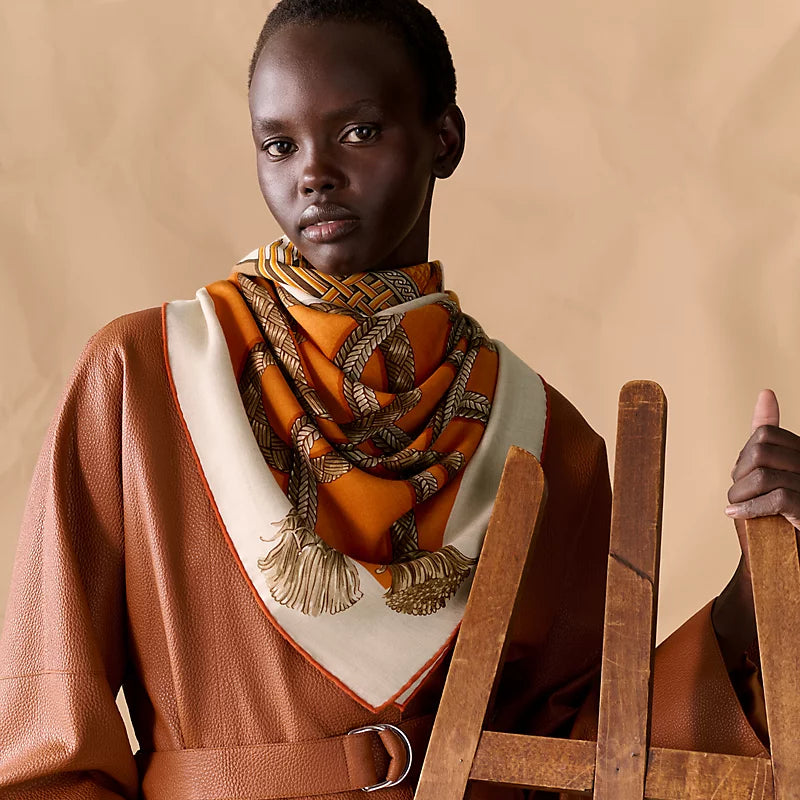 HM 26s Scarf 140 In Cashmere And Silk 504786