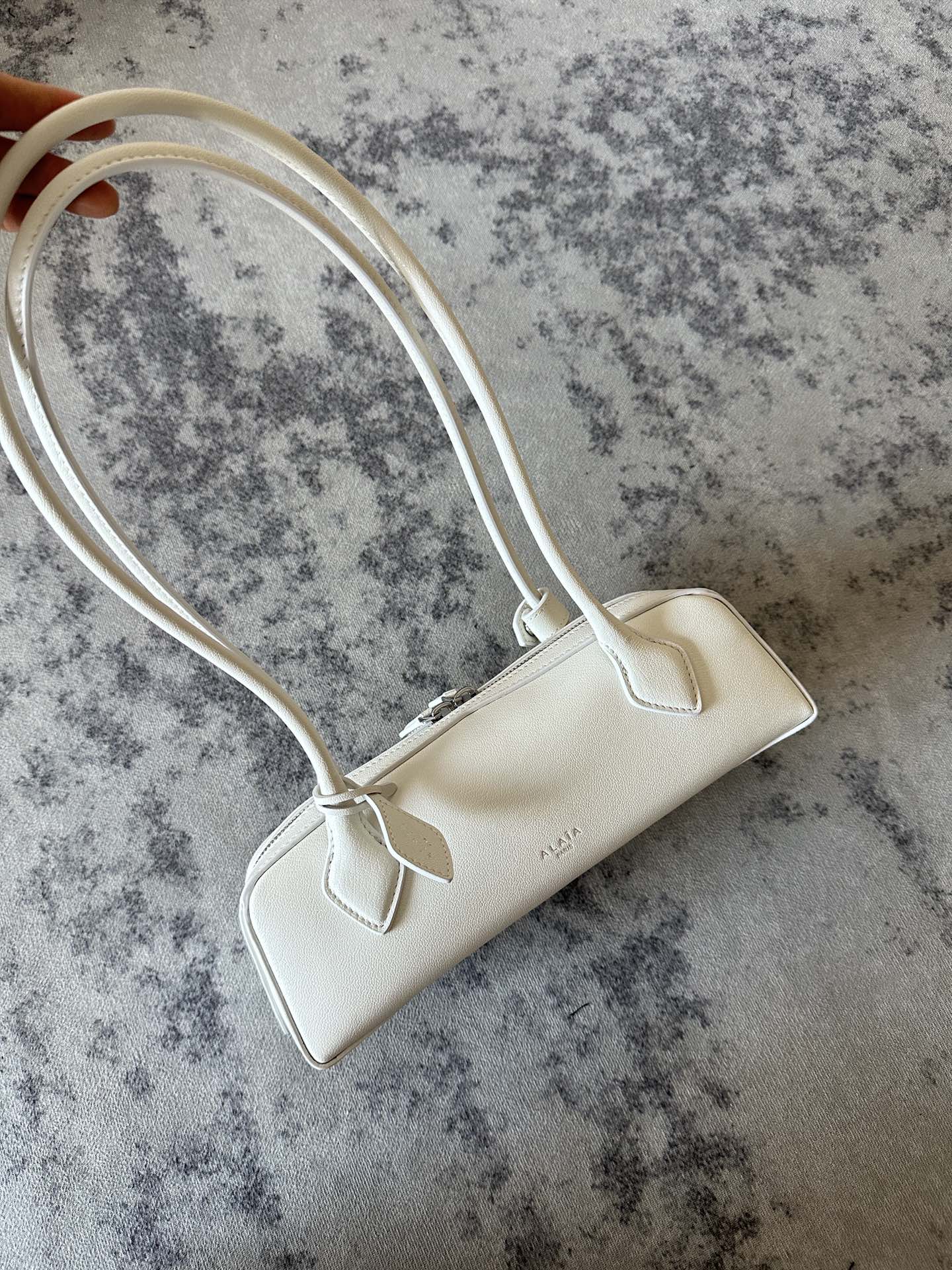 LE TECKEL SMALL BAG 27 IN WHITE GOATSKIN