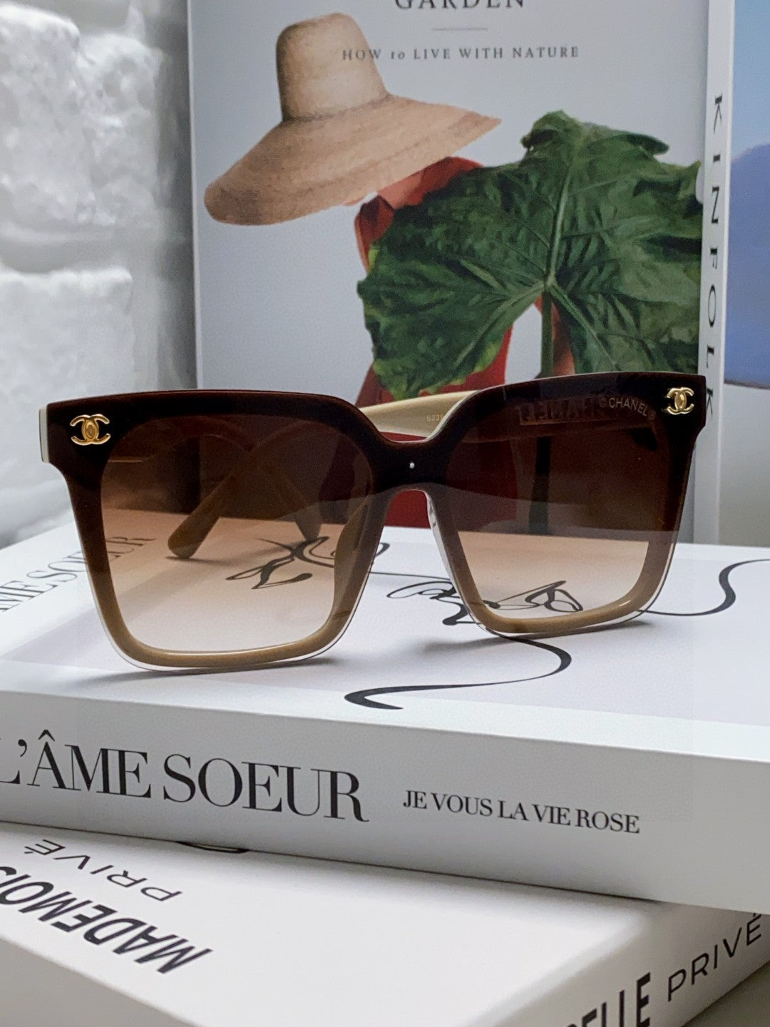 CC Sunglasses 429521