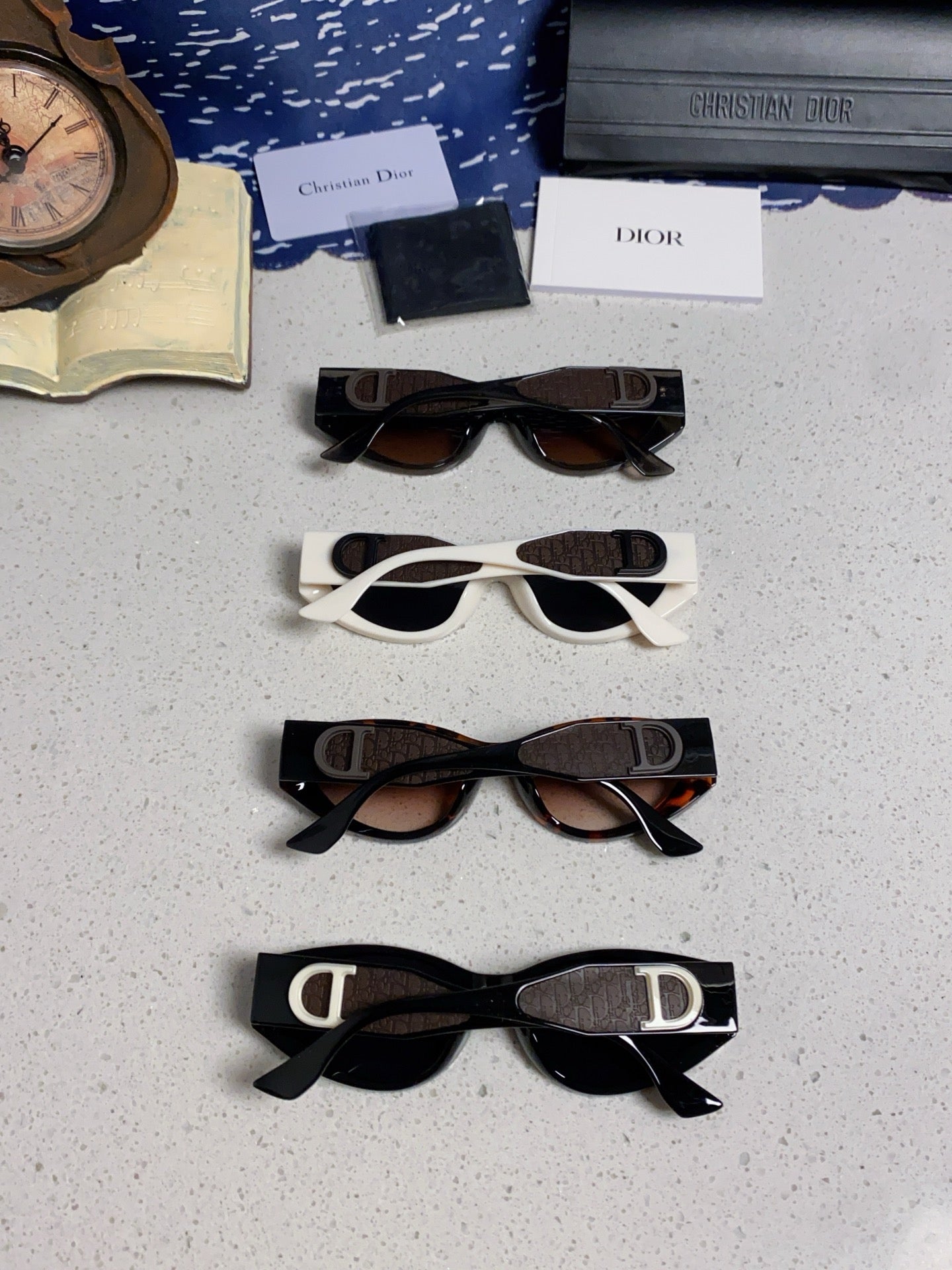 CD Sunglasses 429538
