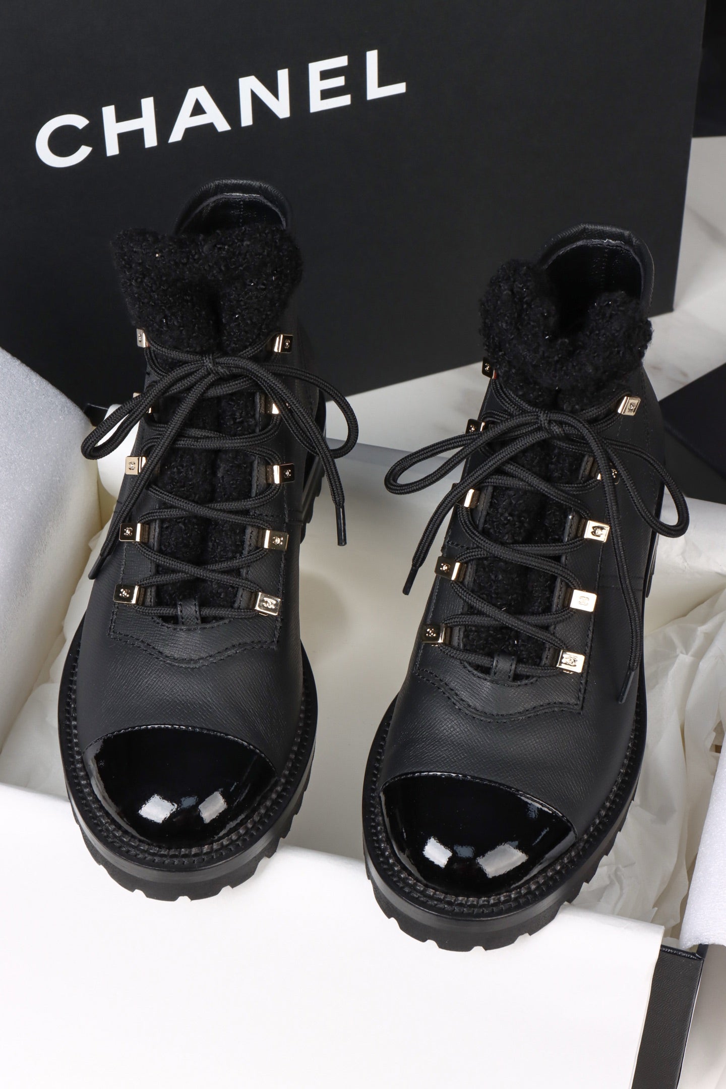 CC 26s Combat Boots Black Shearing Leather 964815
