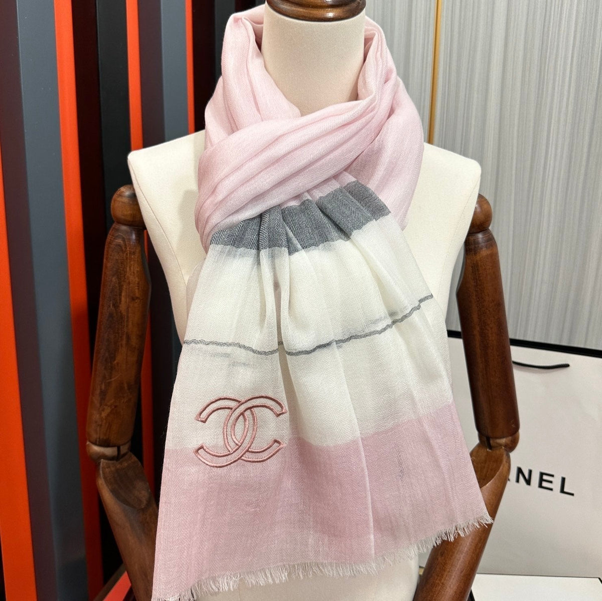 Scarf 200 Cm In Pastel Pink Silk And Cashmere 400025