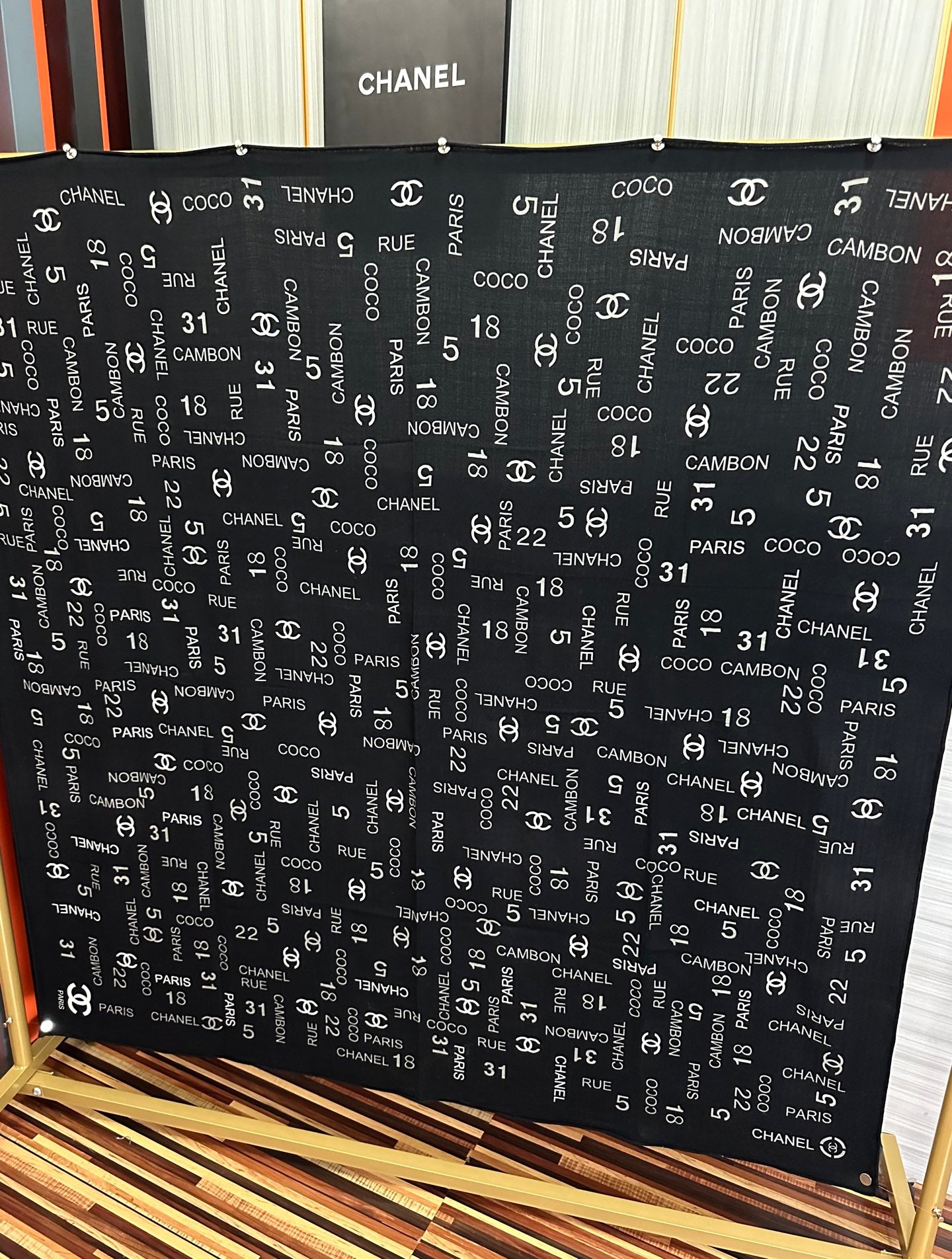 CC 26s Scarf 140x140cm Black Cashmere 271202