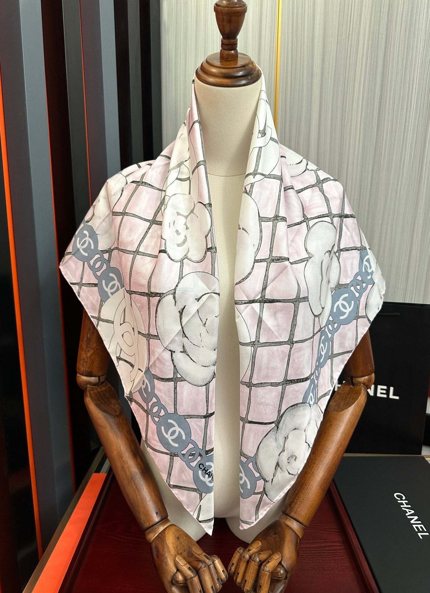 CC Scarf 90x90 Colorful Twill Silk 443160