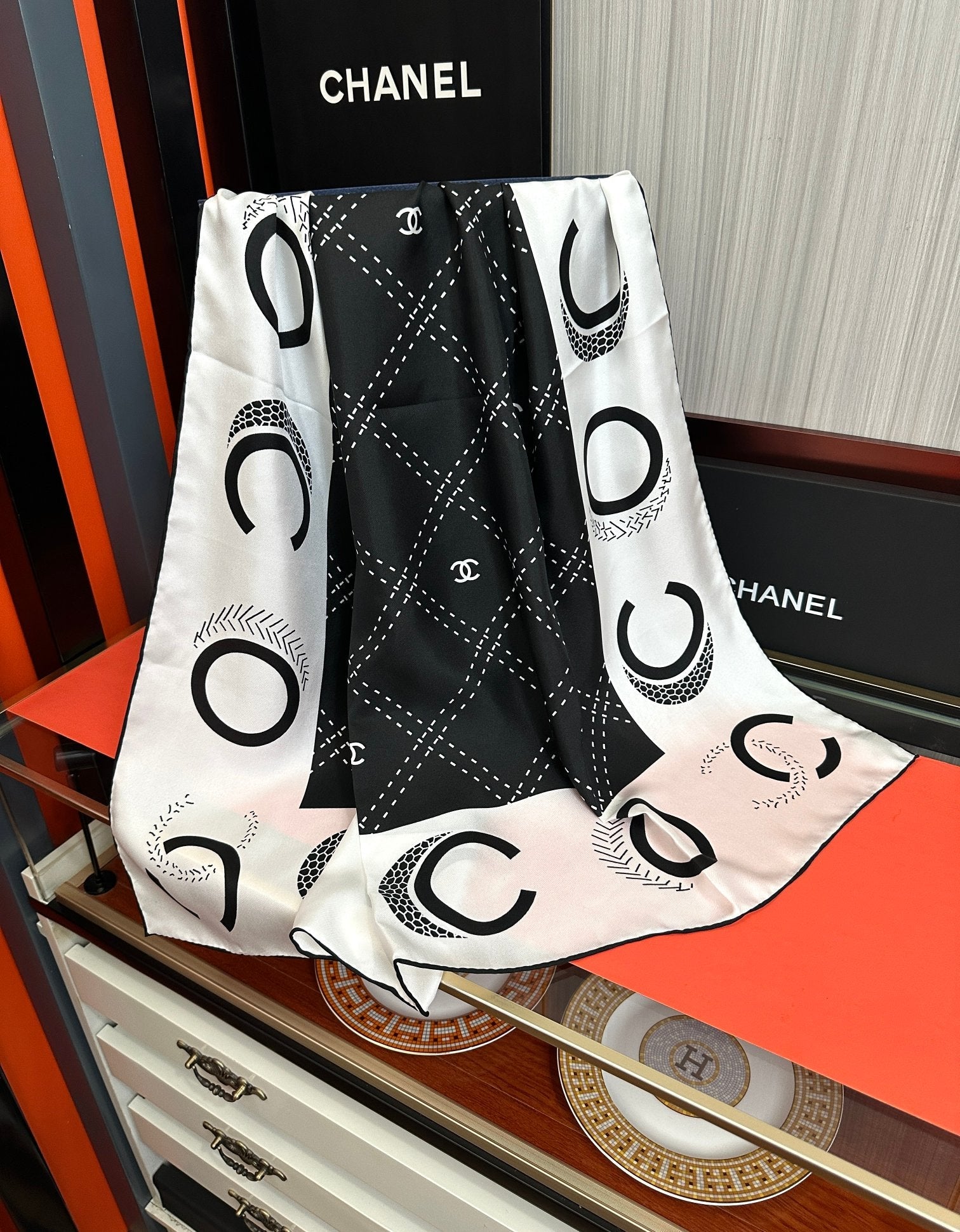 CC Scarf 90x90 Colorful Twill Silk 445036