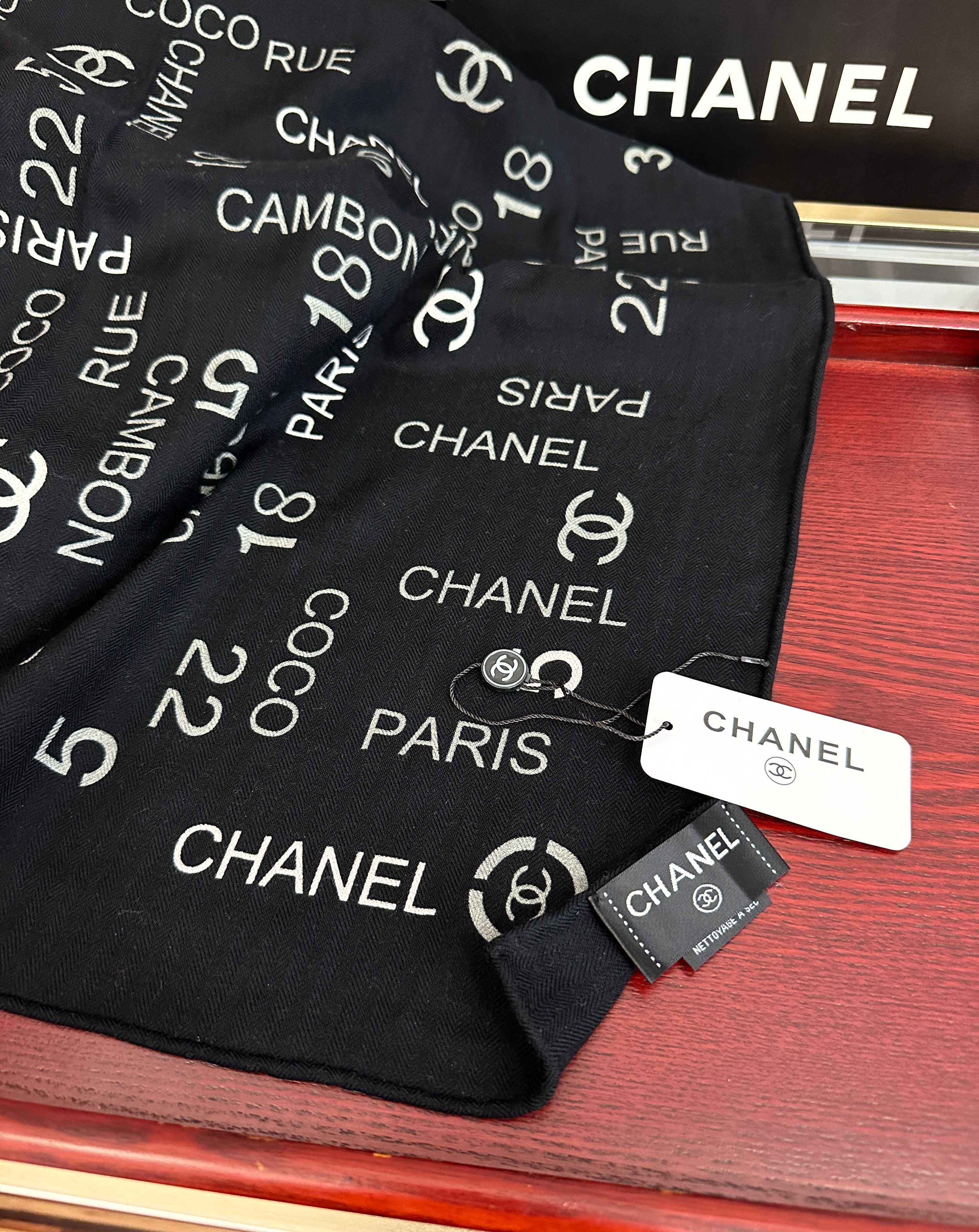 CC 26s Scarf 140 In Cashmere And Silk 445066