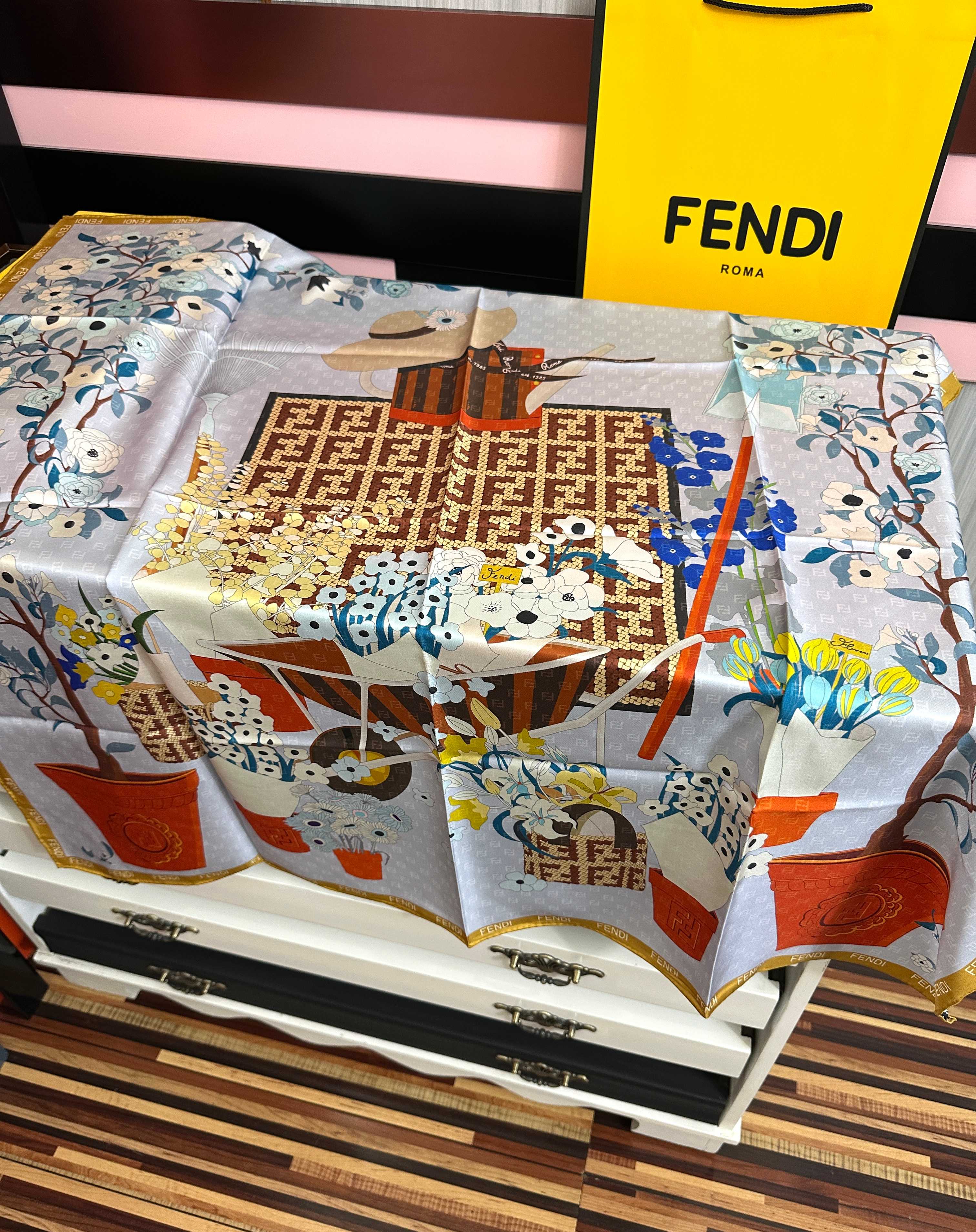 Fendi Scarf 90x90 Colorful Twill Silk 445051