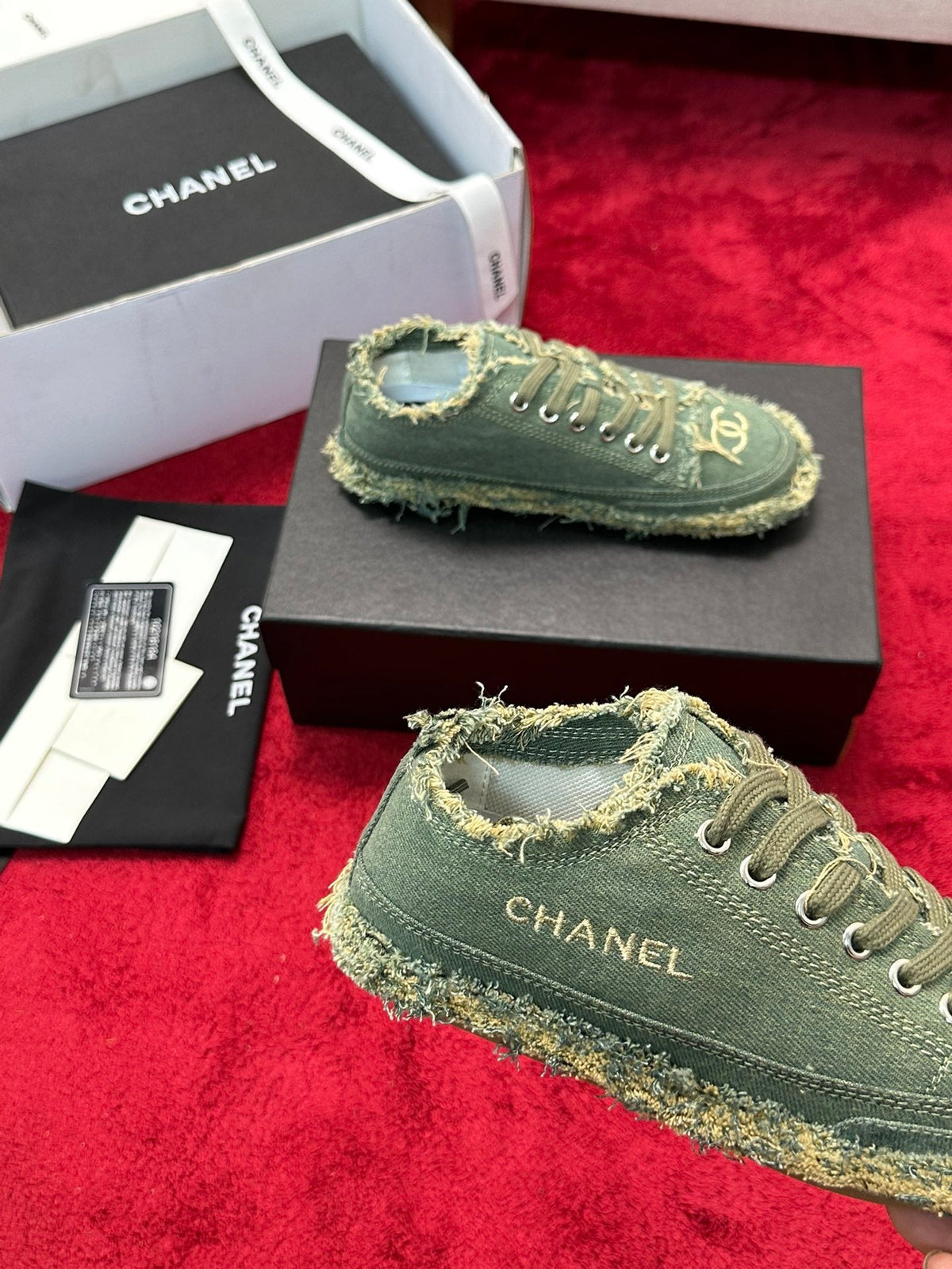 CC 26S Sneaker Flowing Embroidery Green Denim Canvas 147789