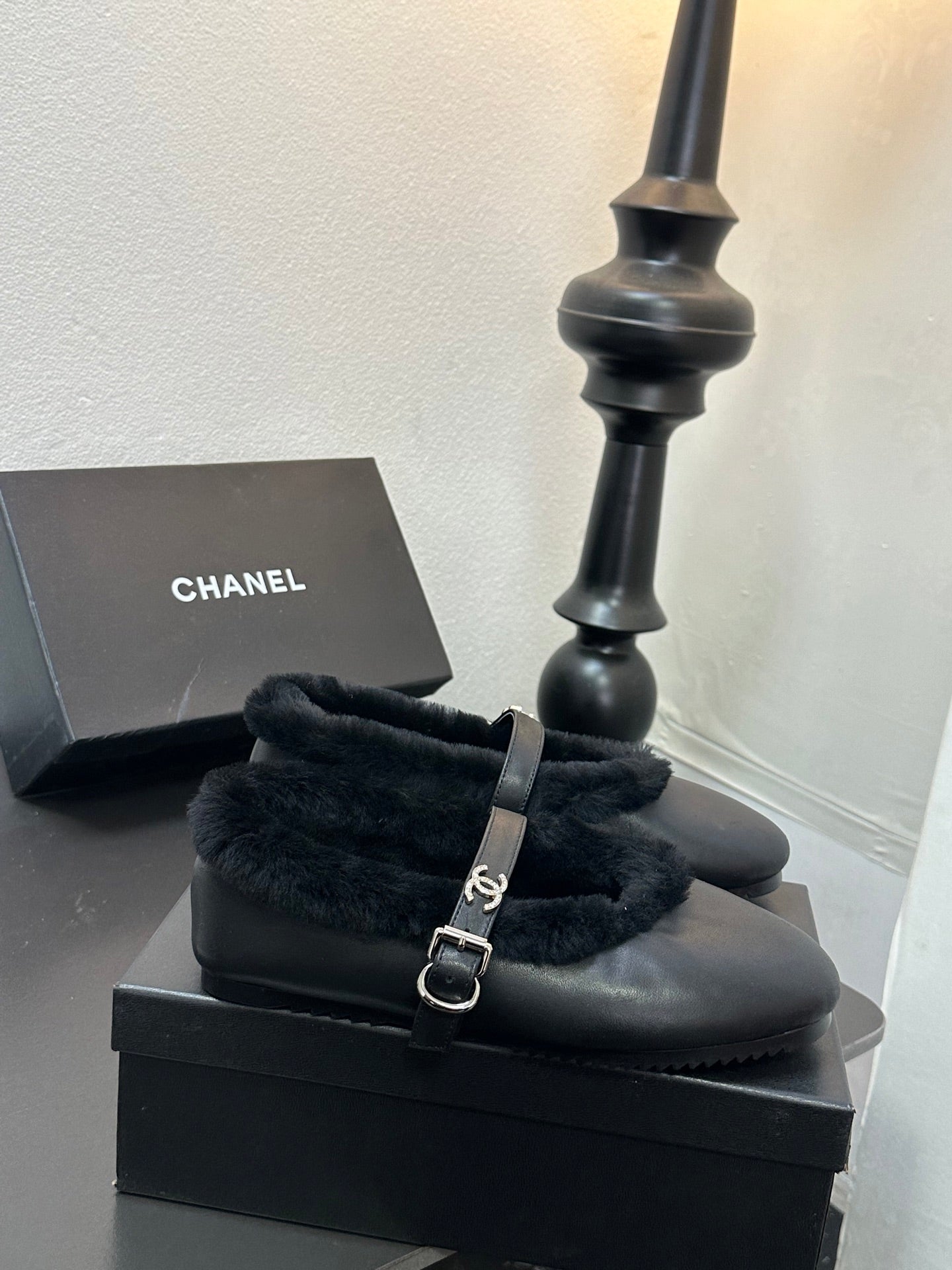CC 2025 Puffer Ballet Flat With Strap Black Sheepskin Fur 529346