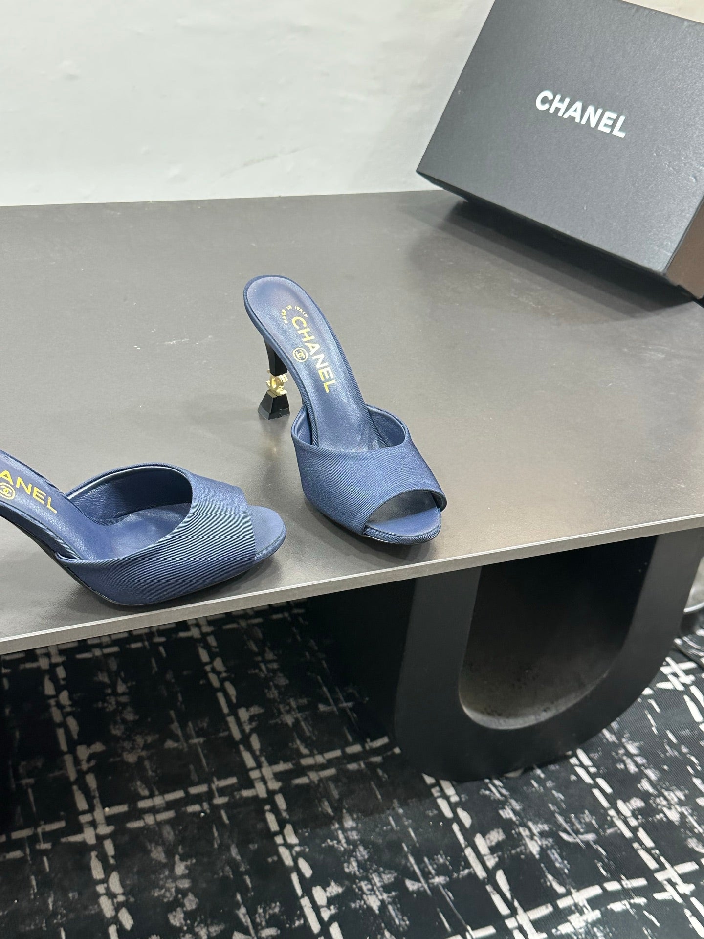 CC 26s Sandal Dark Blue Sheepskin Satin 832567