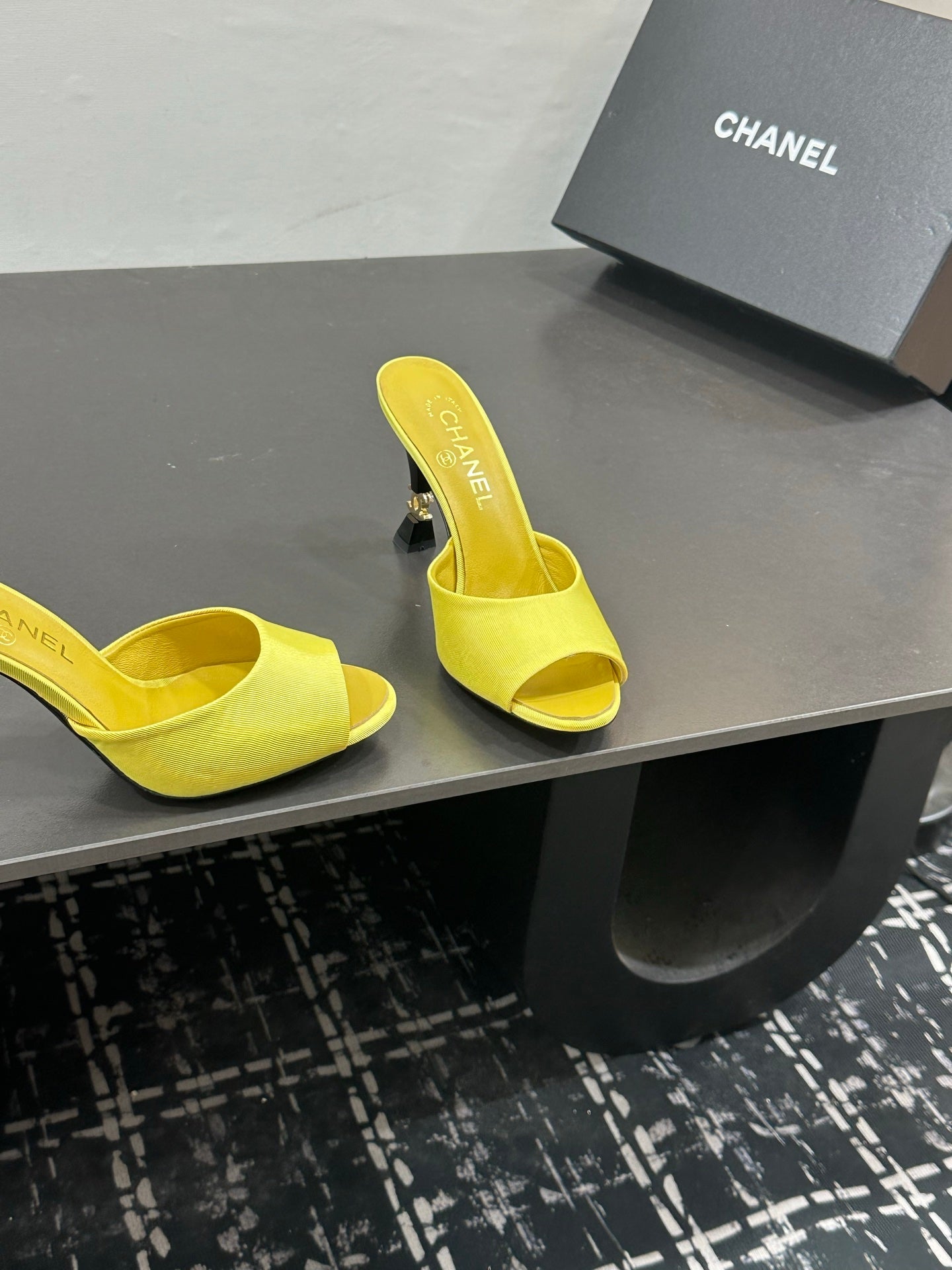 CC 26s Sandal Yellow Sheepskin Satin 832566
