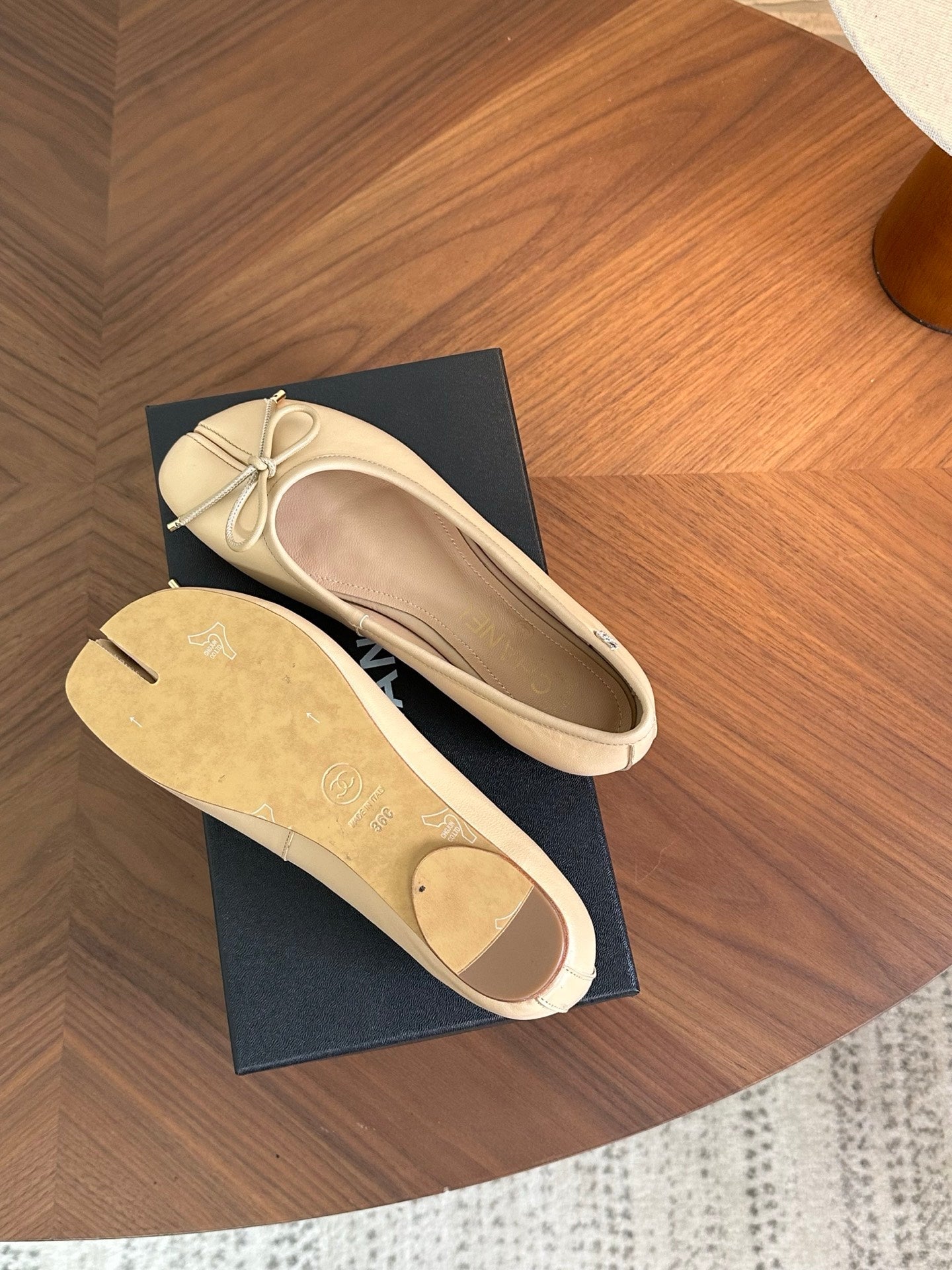 CC 26s Split-Toe Ballet Flat Beige Lambskin 938193