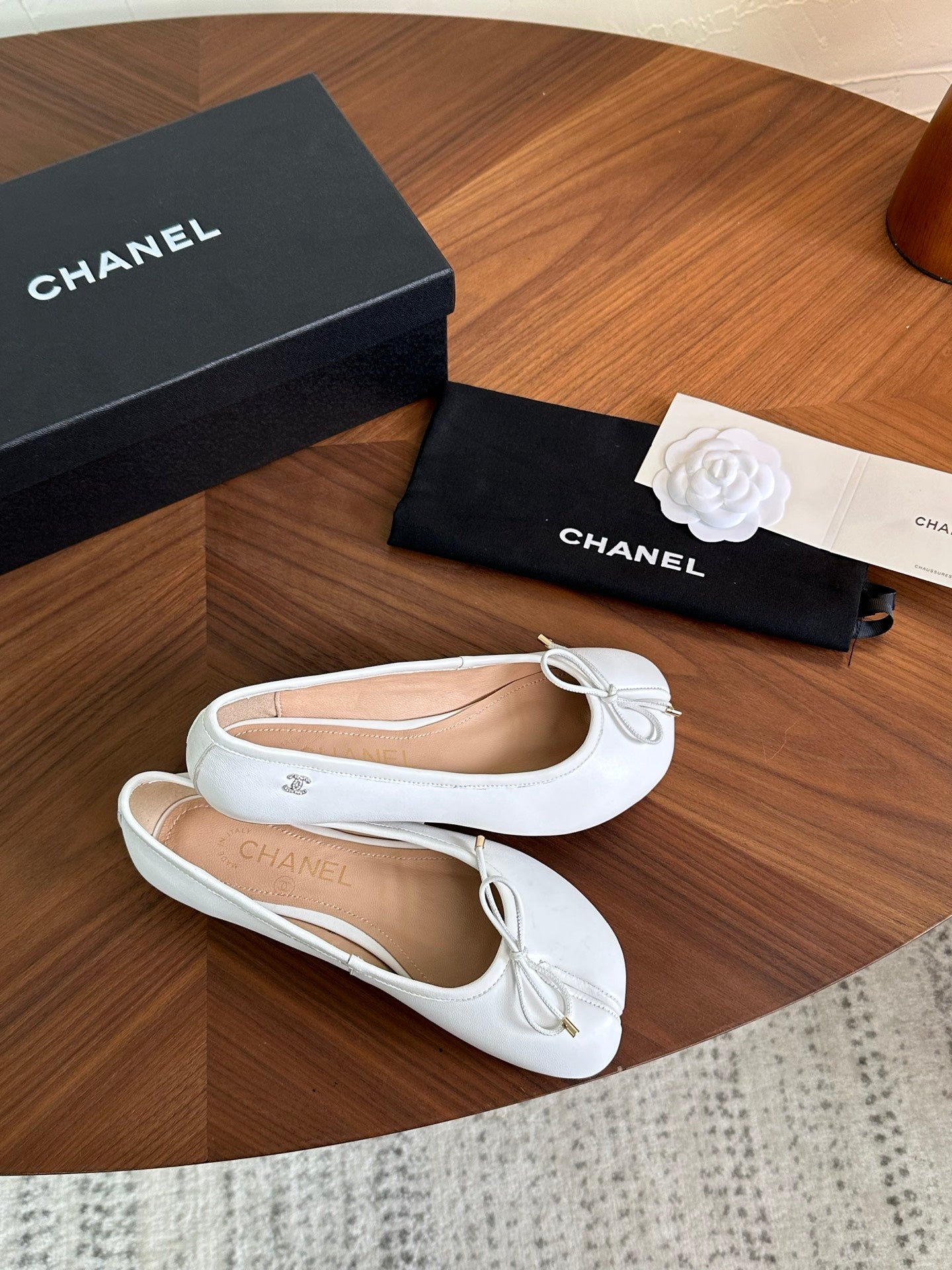 CC 26s Split-Toe Ballet Flat White Lambskin 938194