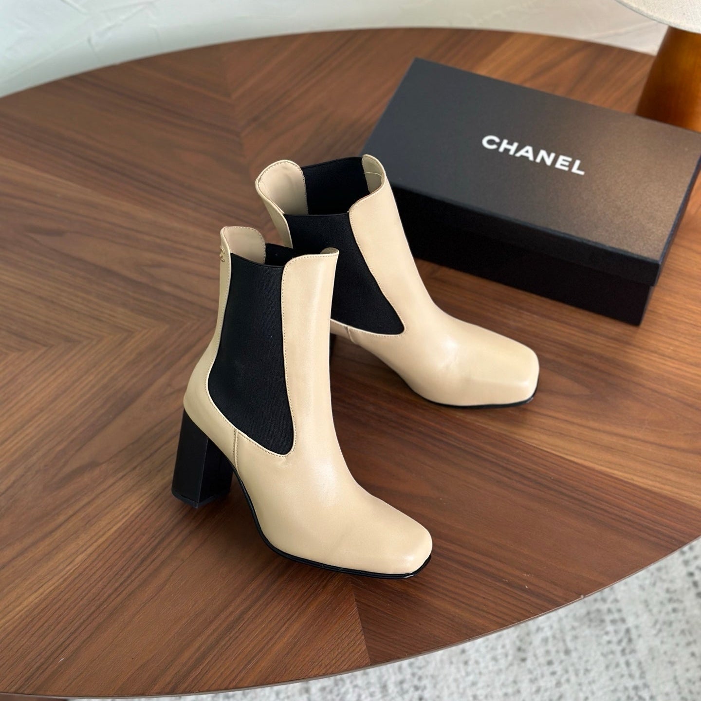 CC 26s Ankle Boot Beige Lambskin 938106