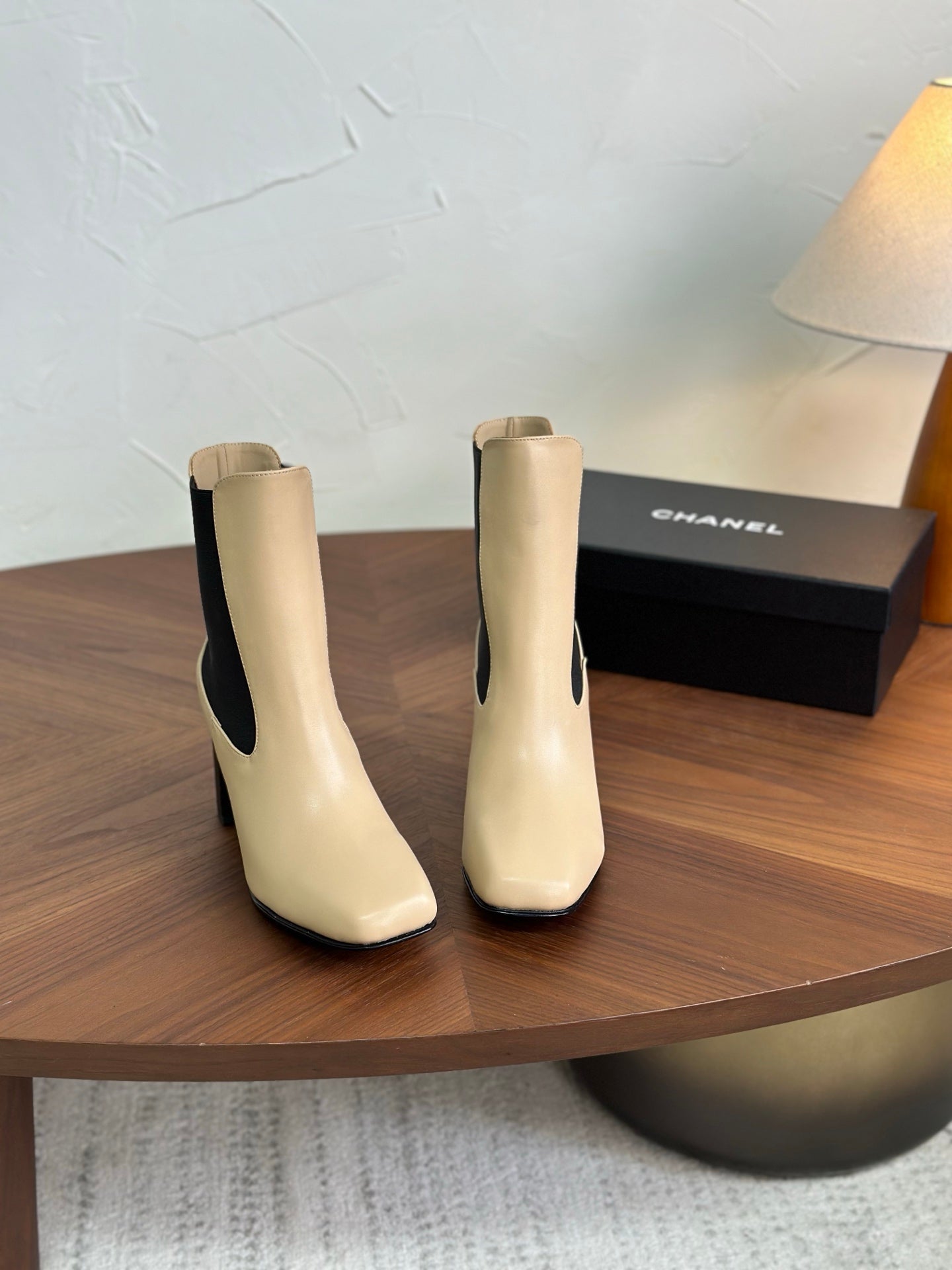 CC 26s Ankle Boot Beige Lambskin 938106