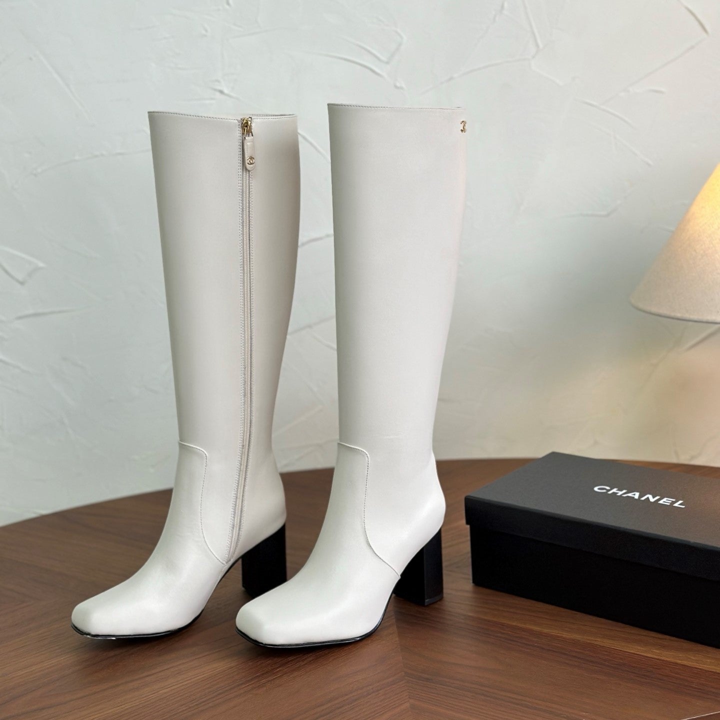 CC 26s Long Boot White Lambskin 938111